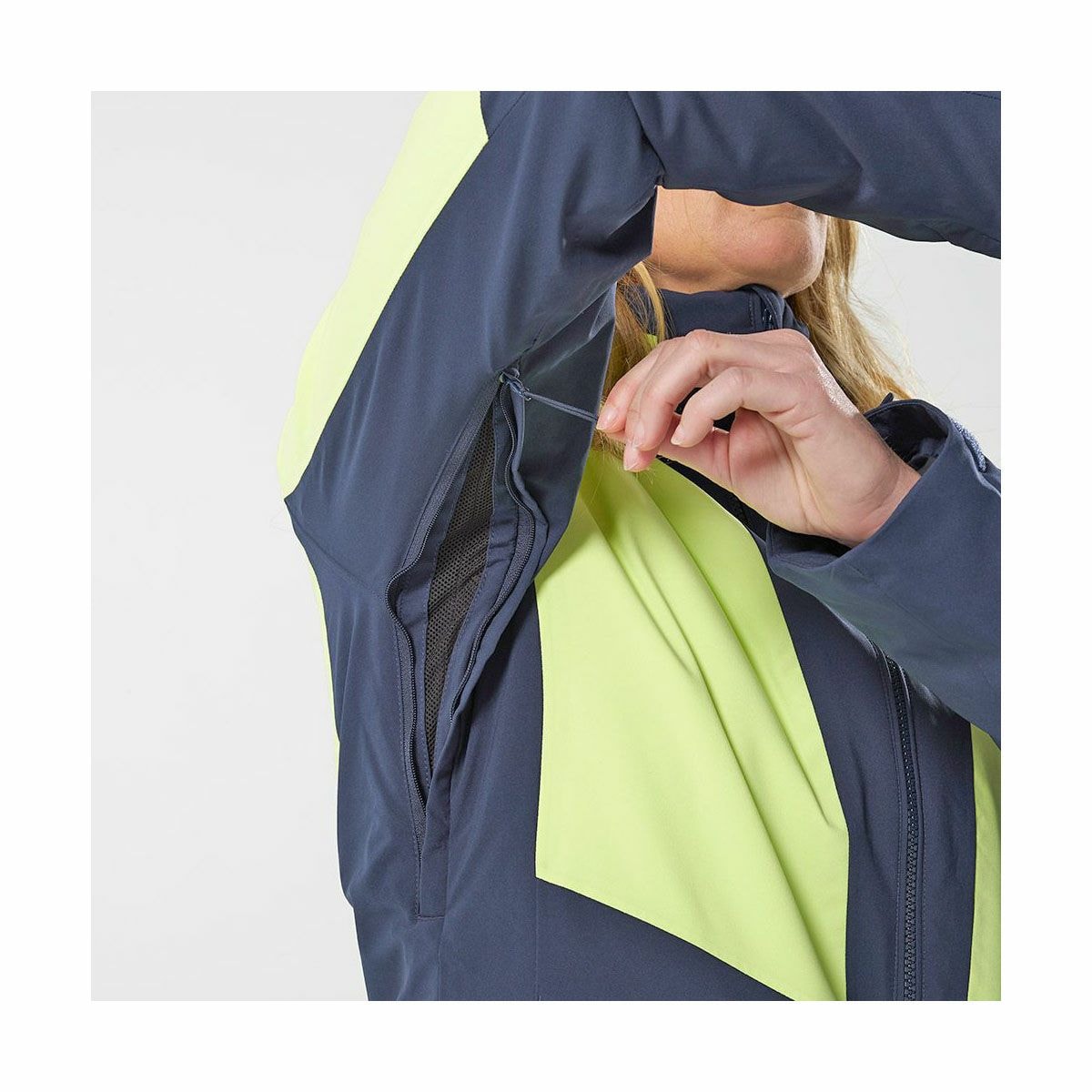 2223 MILLET MURREN JKT / MIV9229