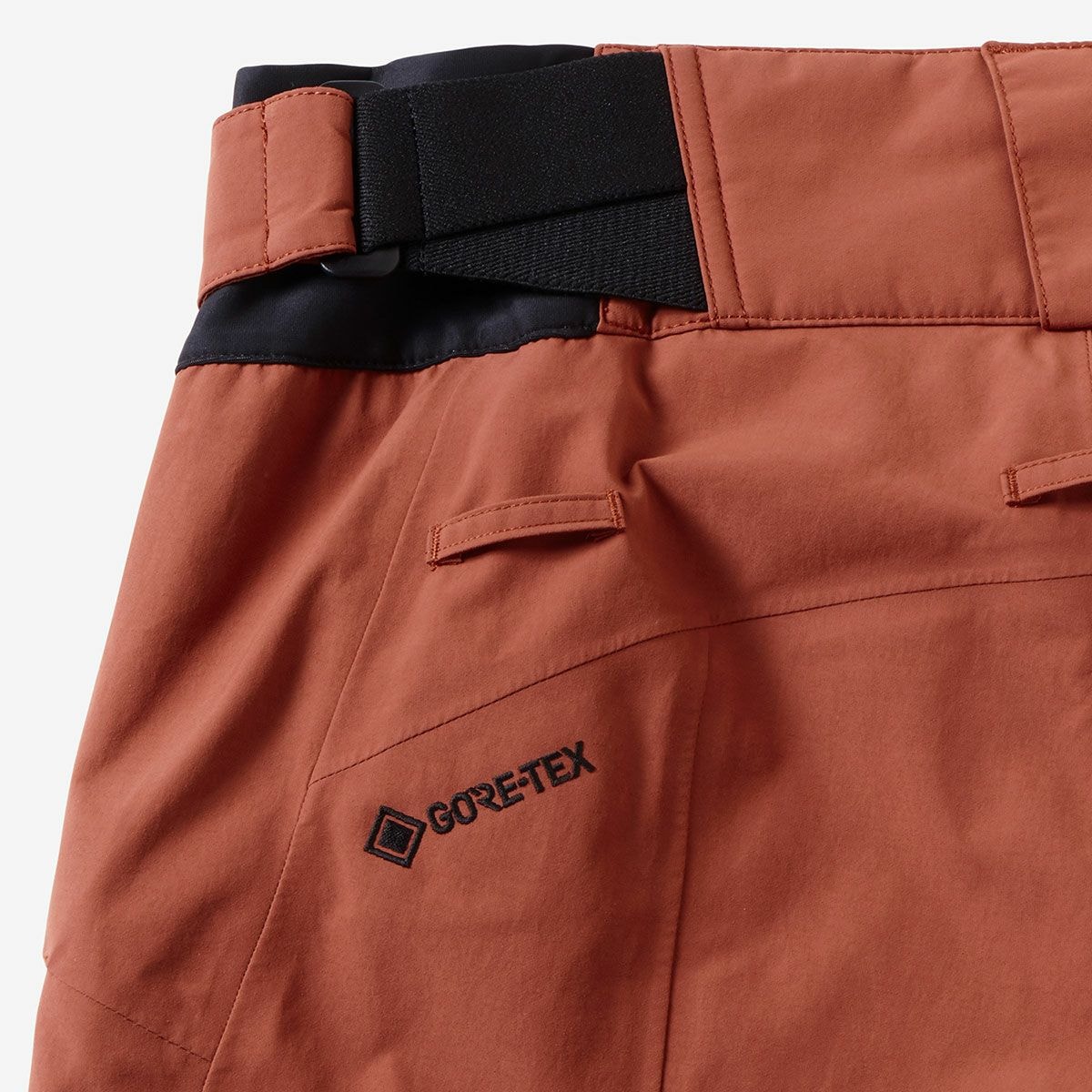 2324 GOLDWIN W's GORE-TEX 2 L Cargo Pants : GW33351
