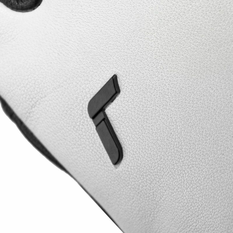 2526 REUSCH JULIETTE