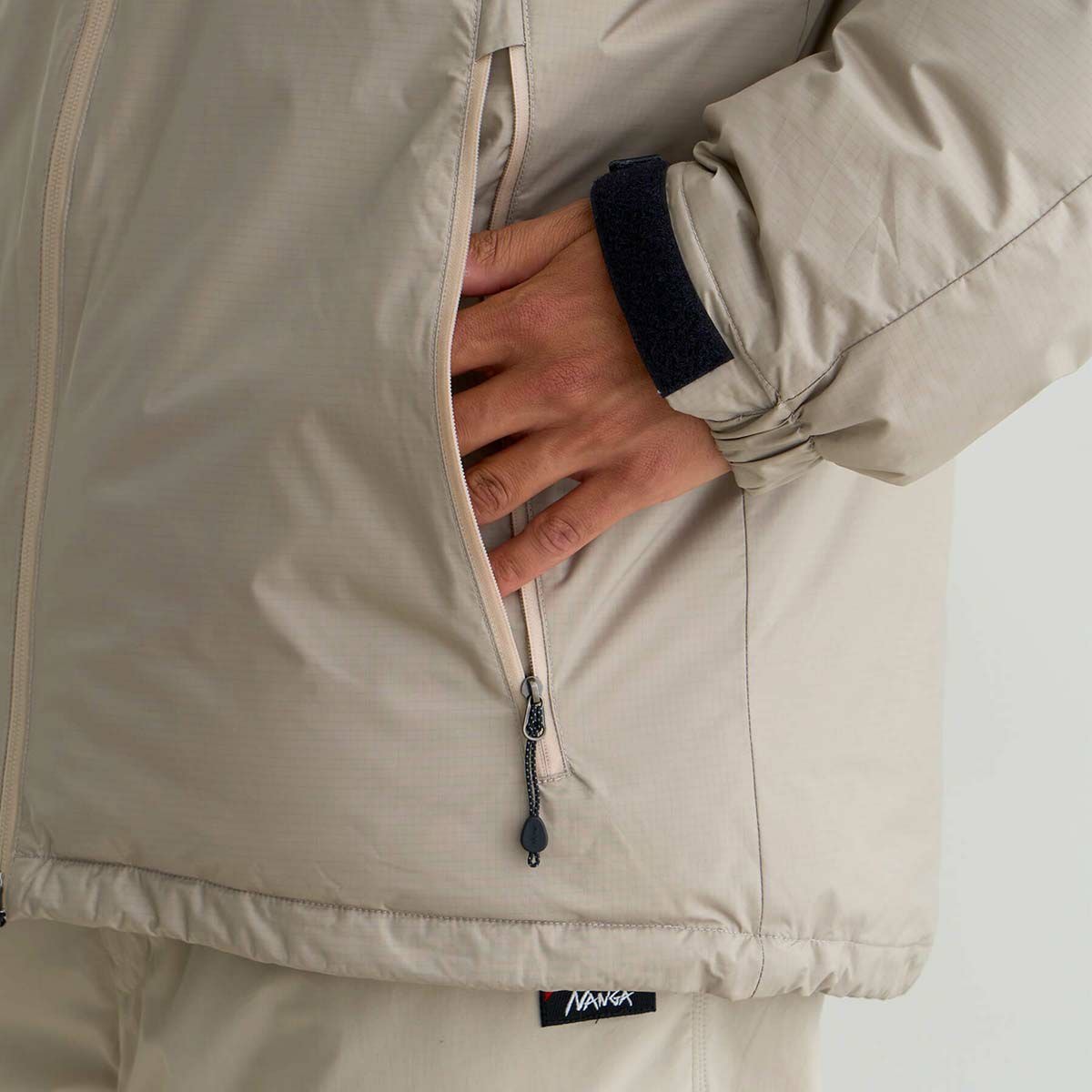 2425 NANGA AURORA TEX STAND COLLAR DOWN JACKET / ND2441-1A002-A