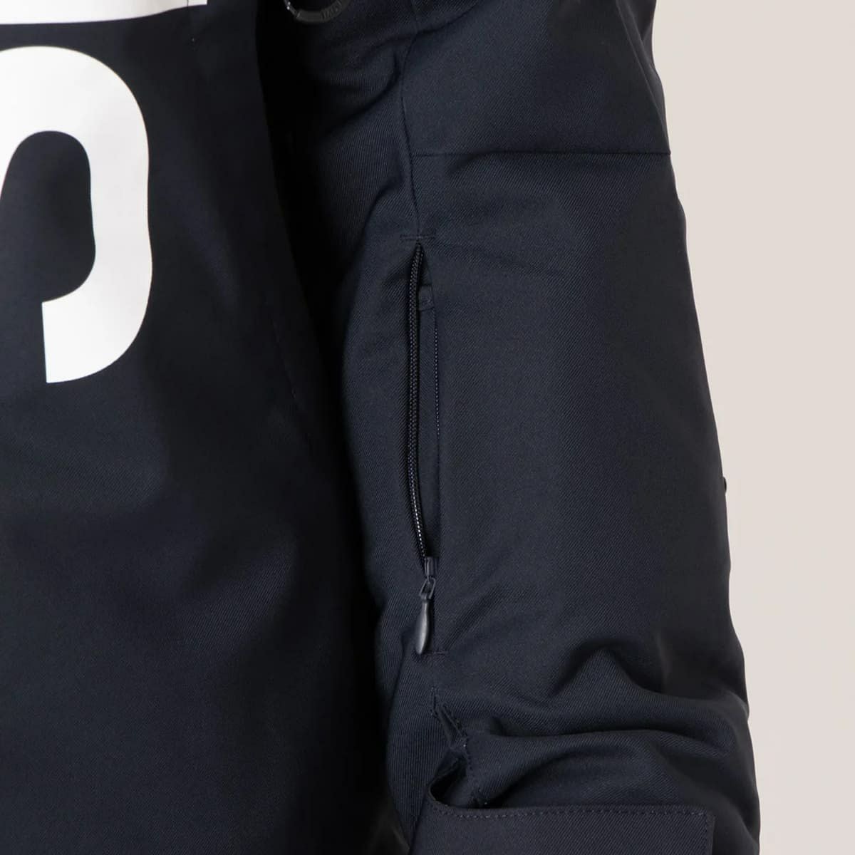 2526 DESCENTE INSULATED JACKET / SW5FJK01U