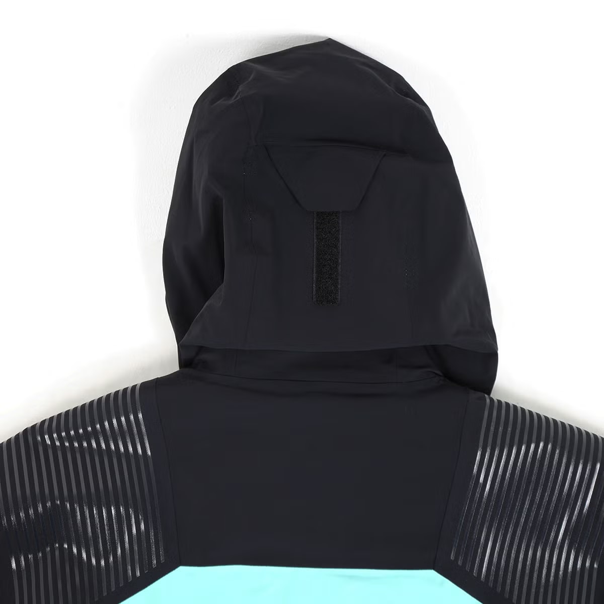 2627 MIZUNO BLACK PREMIUM PARKA : Z2MEB300