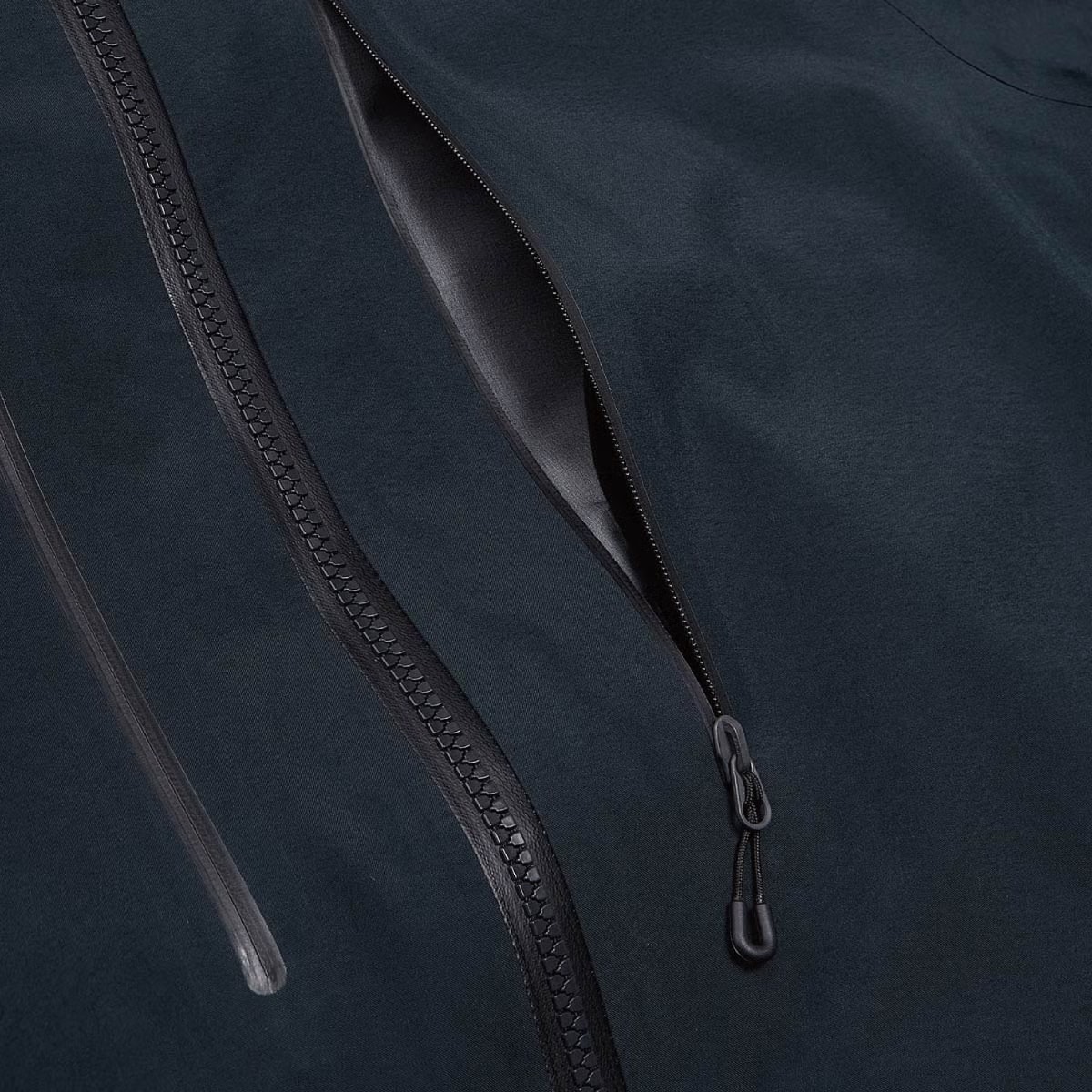 2627 GOLDWIN GORE-TEX PRO 3L JACKET : G05300