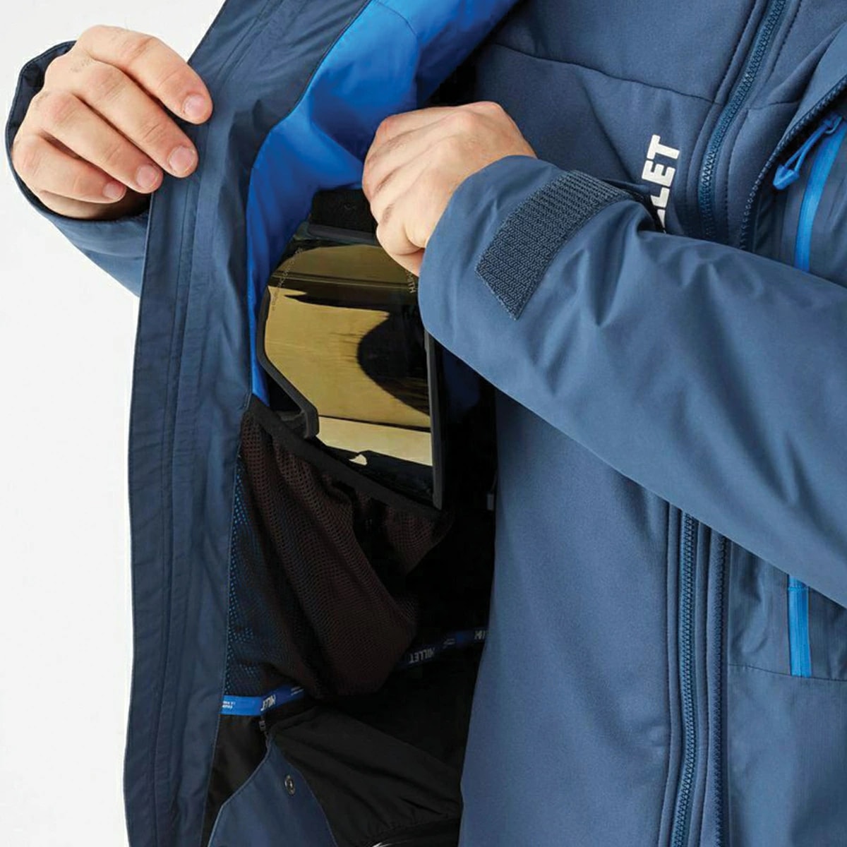 2526 MILLET COSMIC WARM GORE-TEX JKT M / MIV10202
