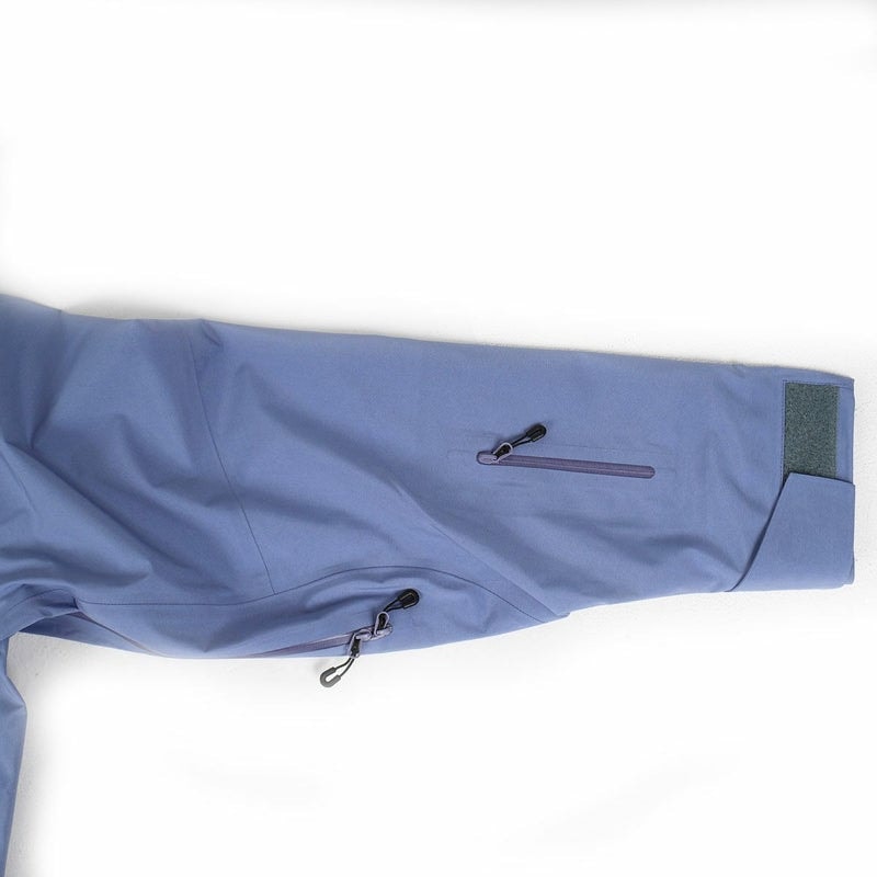 2526 GOLDWIN GW05300 / W's GORE-TEX PRO 3L Jacket
