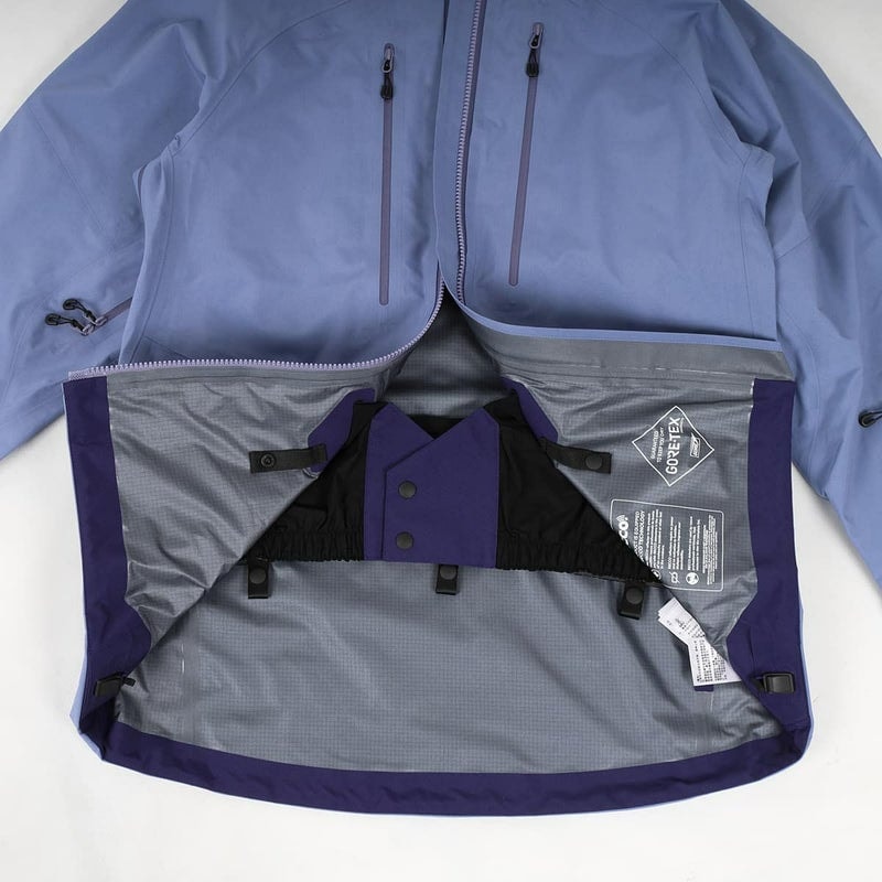 2526 GOLDWIN GW05300 / W's GORE-TEX PRO 3L Jacket