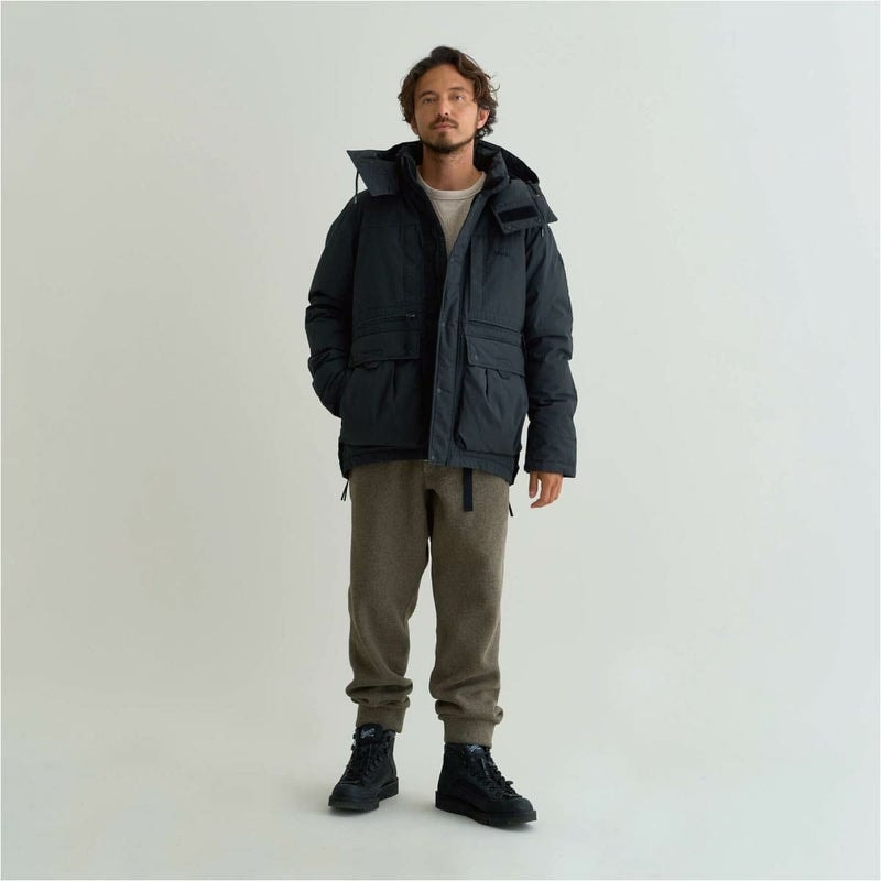 2526 NANGA HINOC DOWN JACKET / ND2441-1A200-A