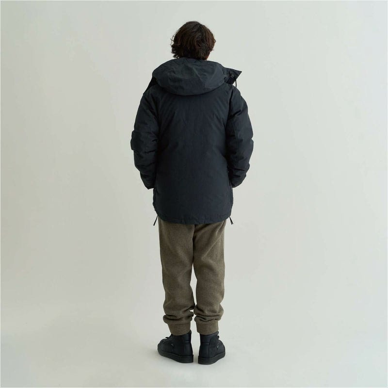 2526 NANGA HINOC DOWN JACKET / ND2441-1A200-A