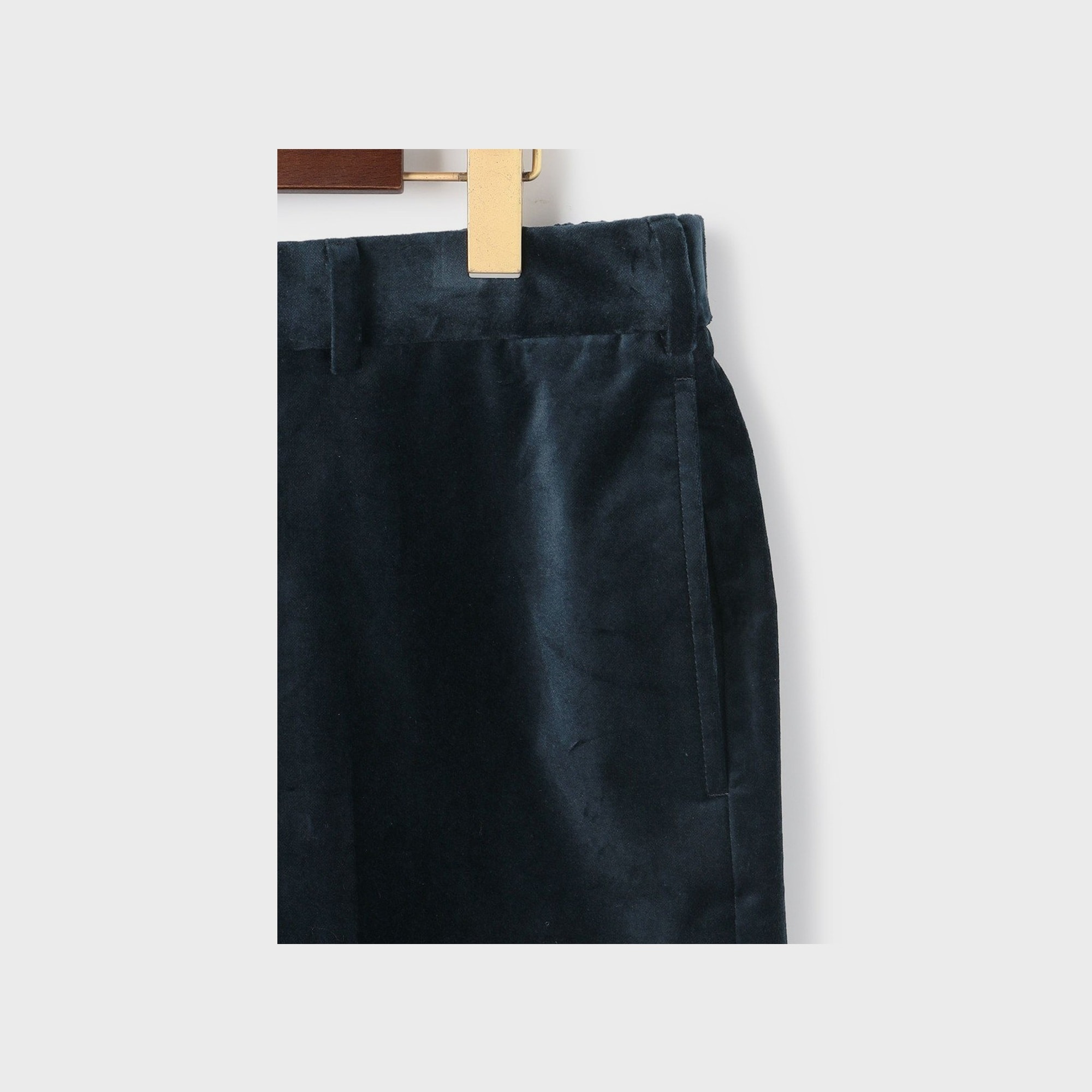 [Preorder] J.PRESS - ORGANIC 9W VELVET PIPED STEM SPINDLE PANTS - Navy