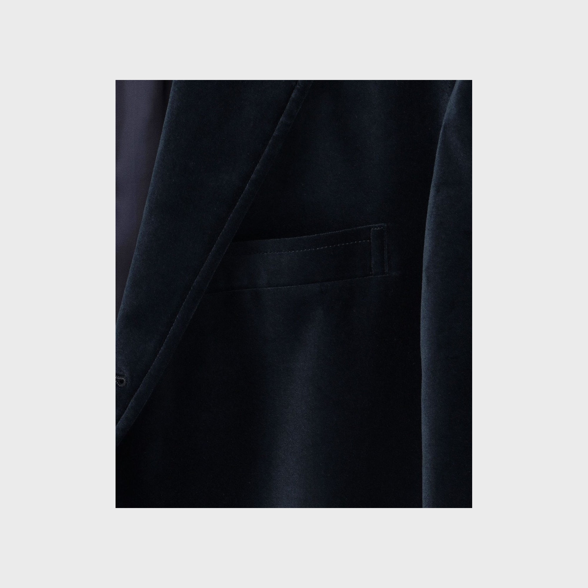 J.PRESS velvet blazer chest detail