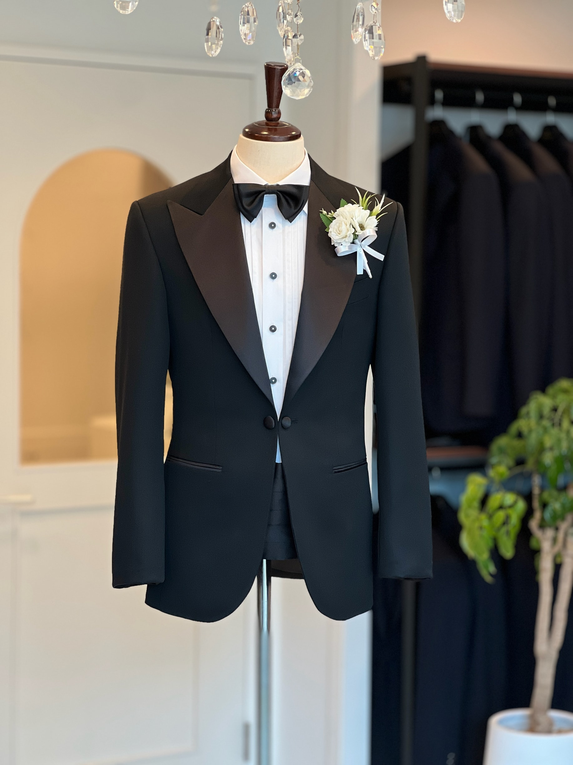 윈저 블랙 턱시도 (tuxedo)