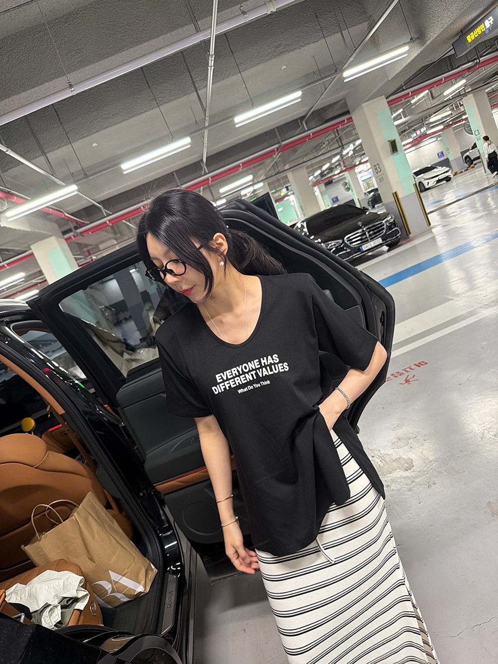 유리 패드 티셔츠 (2color)