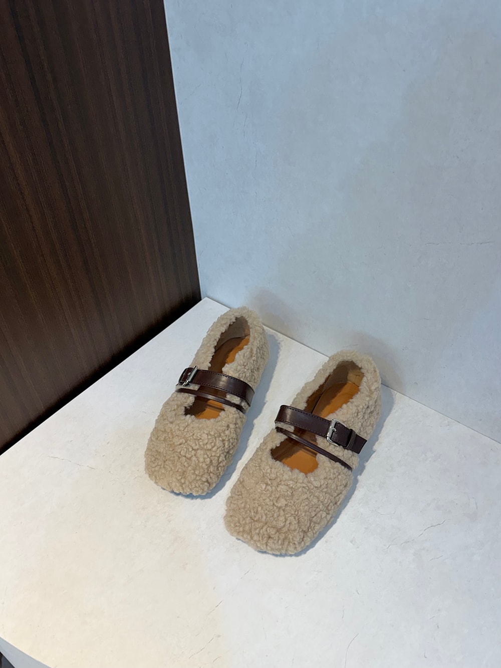 뽀글 플랫