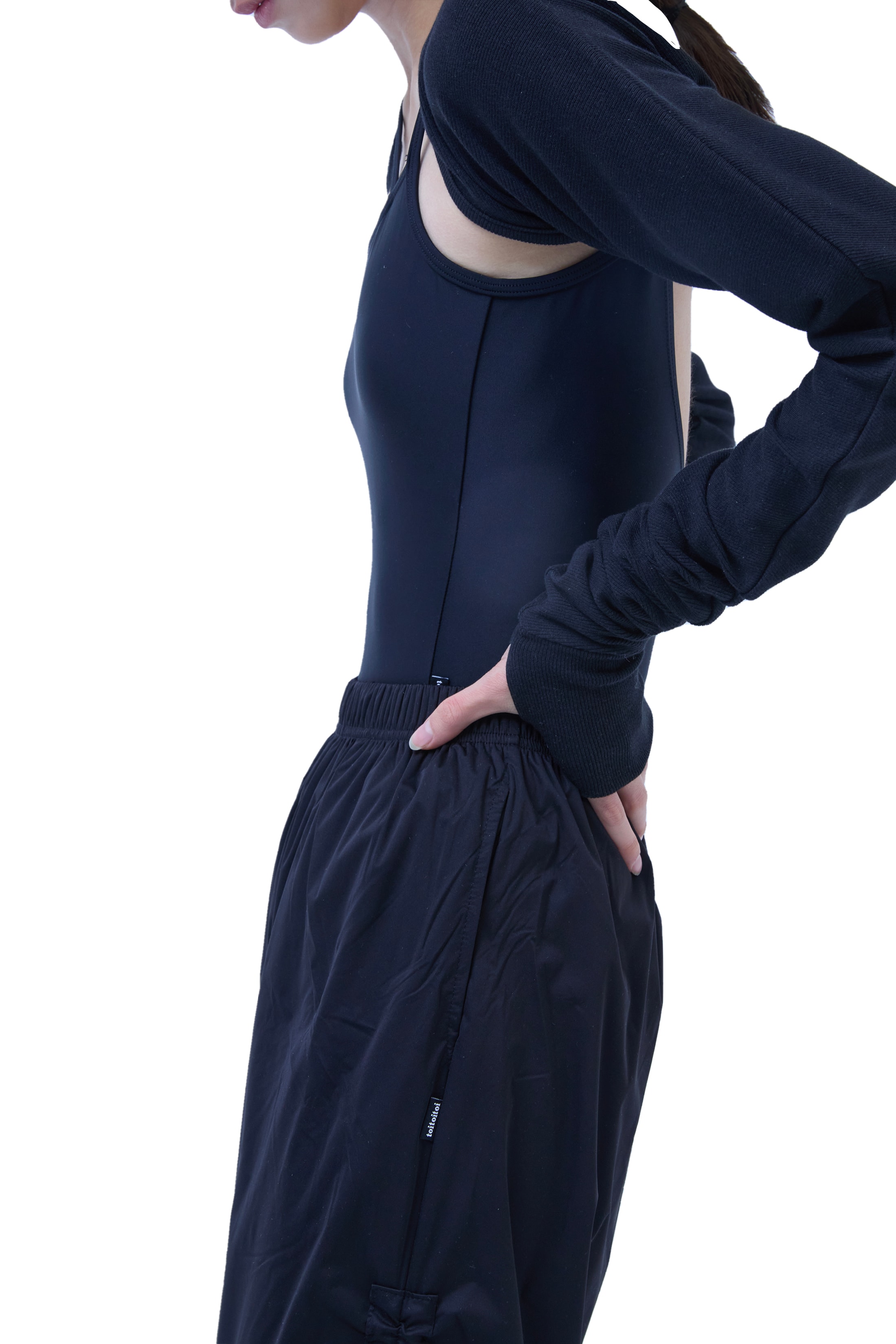 New Extra Long Sleeve Shrug _ Black