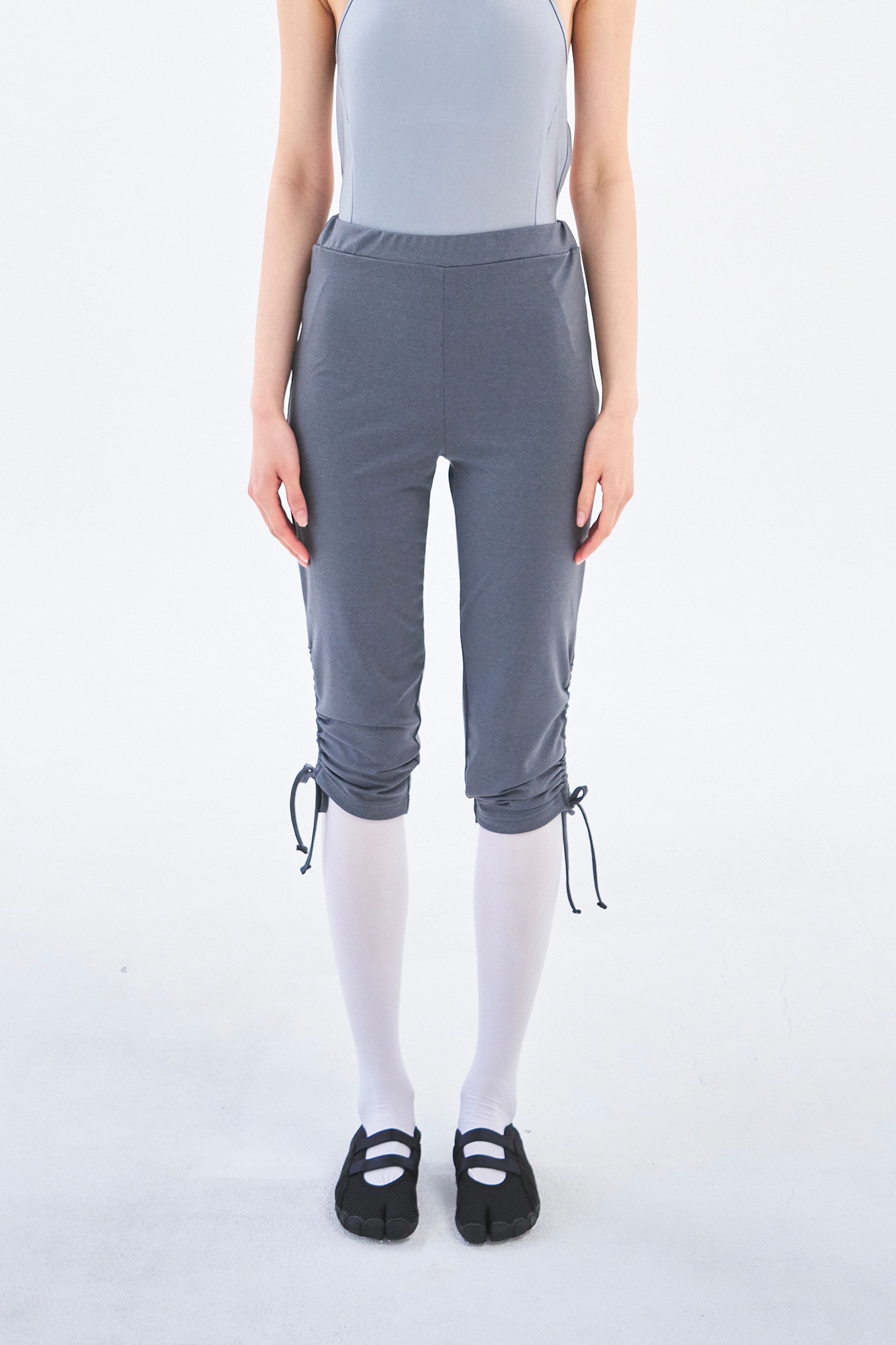 [2차 Reorder]Bow Strap Capri Pants _ Ash Melange