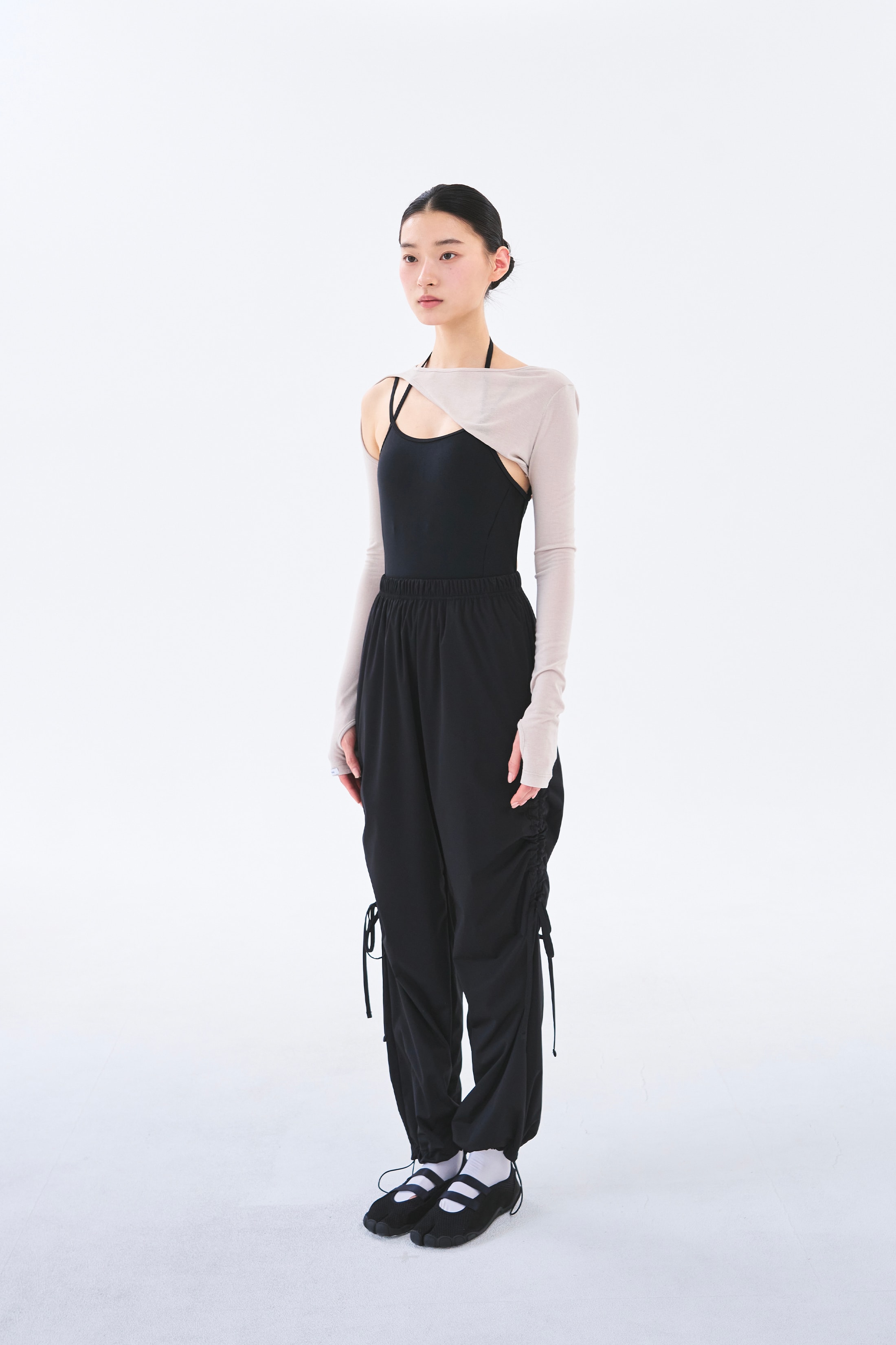 [Reorder]Contour Shrug _ Skin Beige