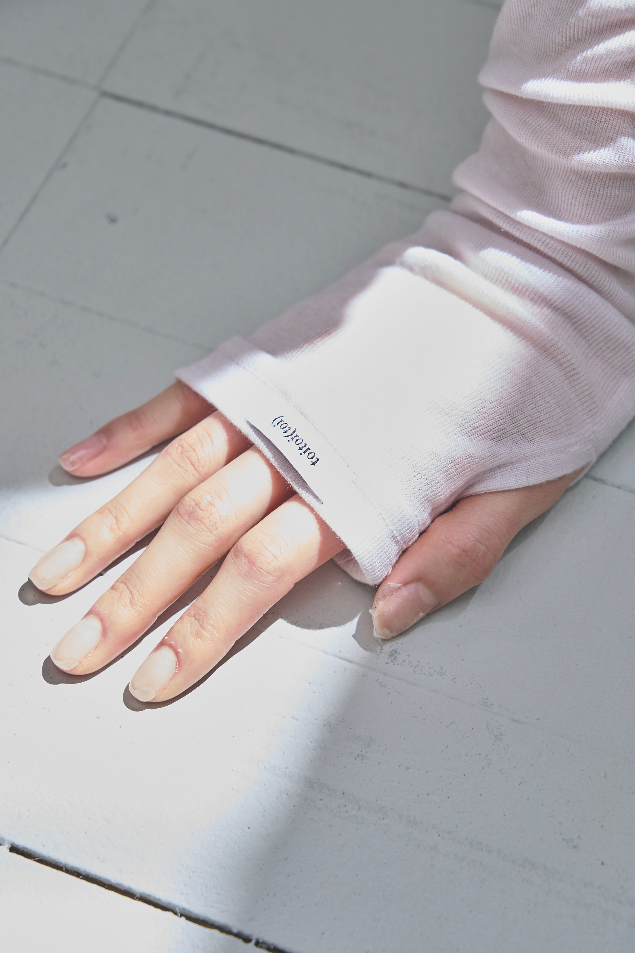[3차 Reorder|9월4째주 순차예약발송]Twist Back Tee _ Soft Pink