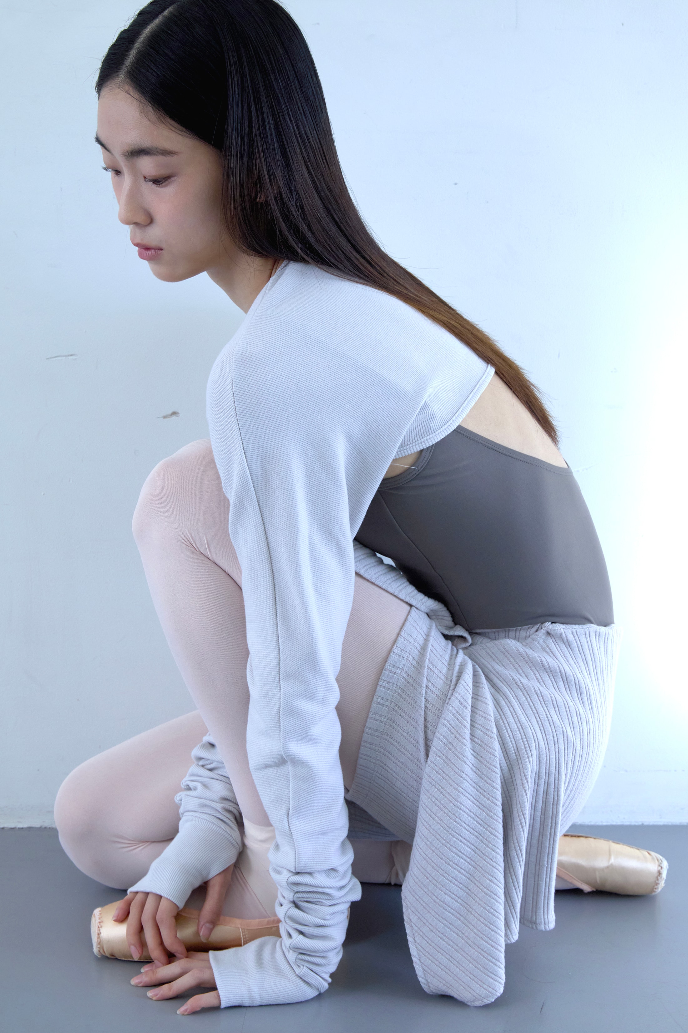 New Extra Long Sleeve Shrug _ Light Grey