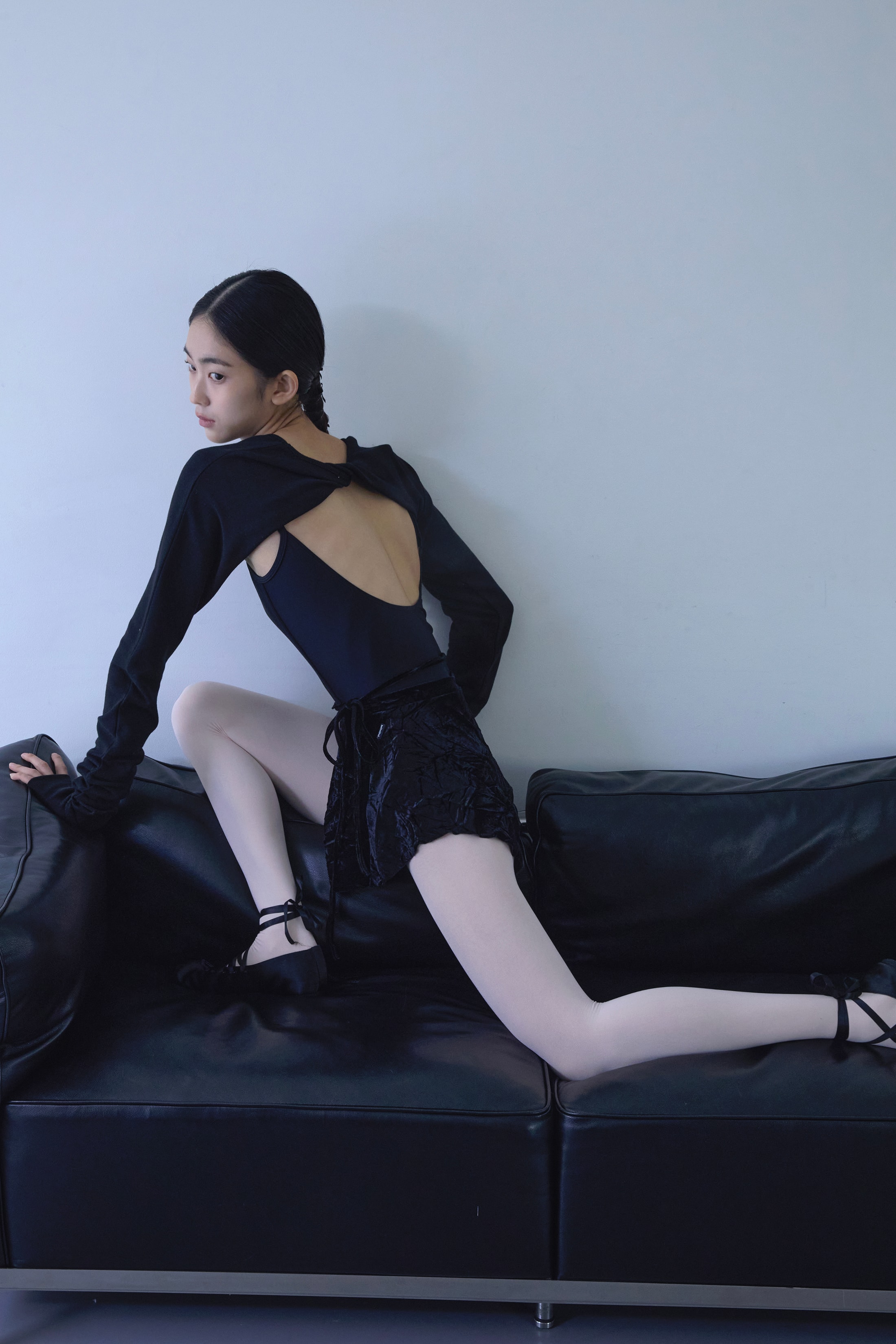 New Extra Long Sleeve Shrug _ Black