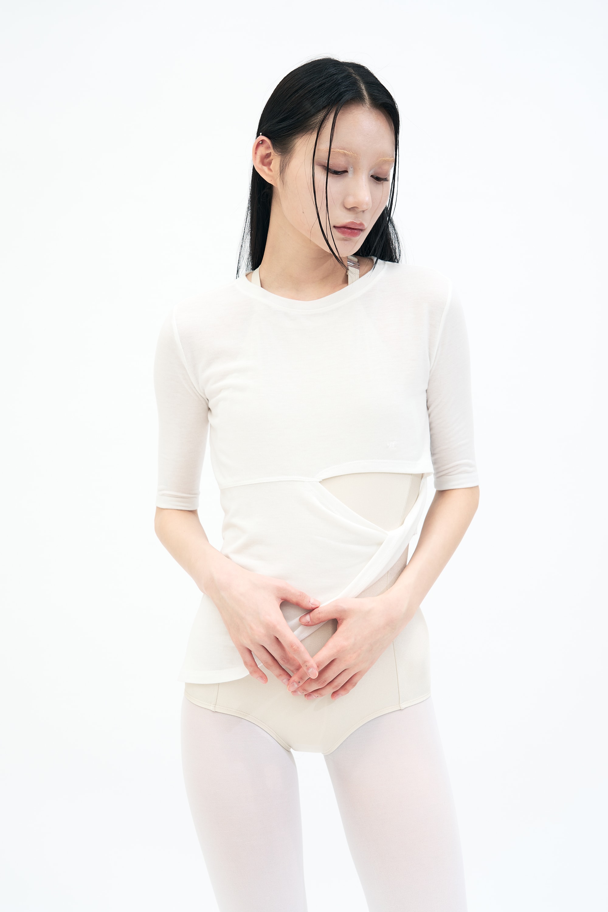 Cut Out Twist 3/4 Sleeve Tee _ WHITE