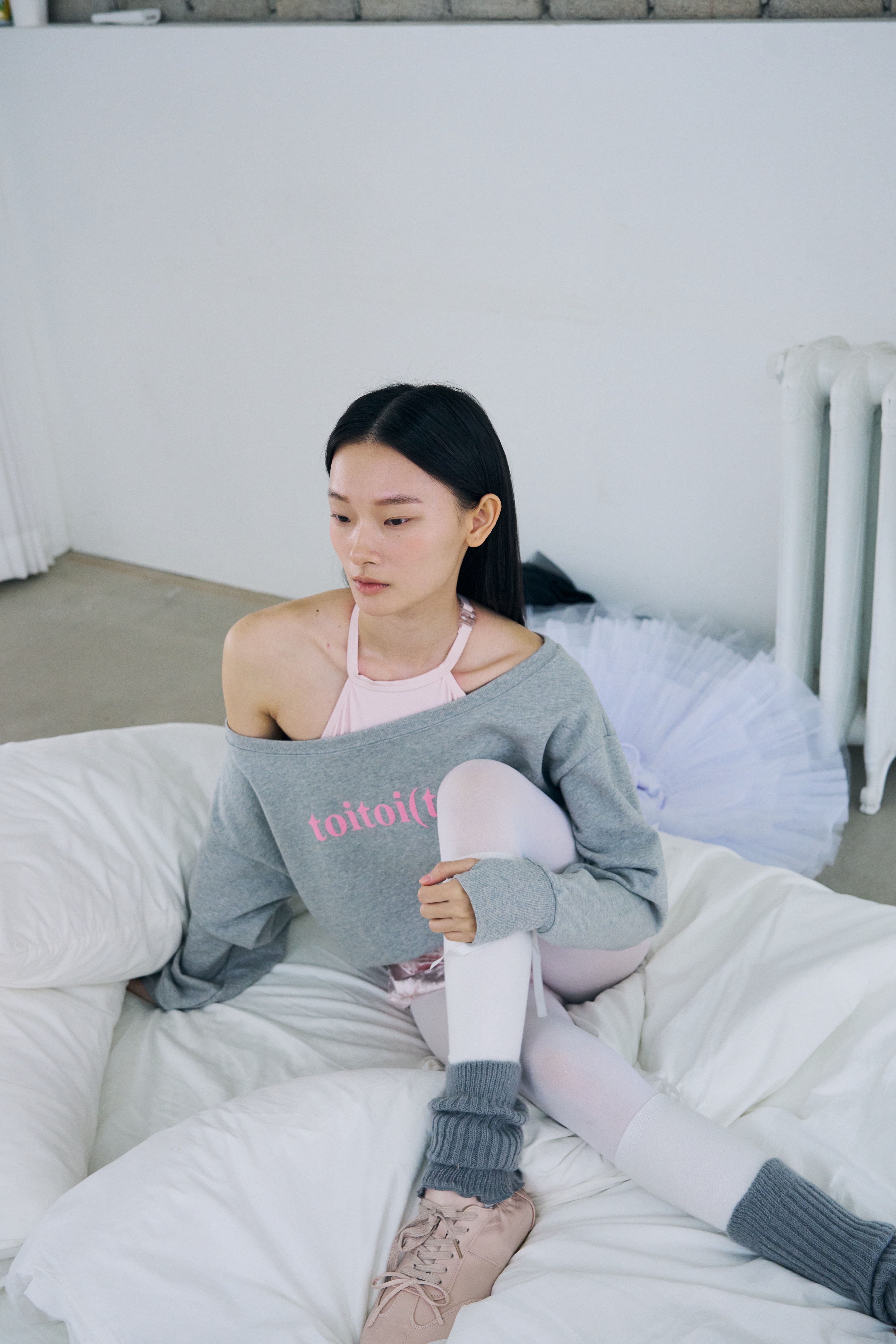 [8차 Reorder] Toitoi(toi) Drape Shoulder Sweatshirts _ Mist Melange