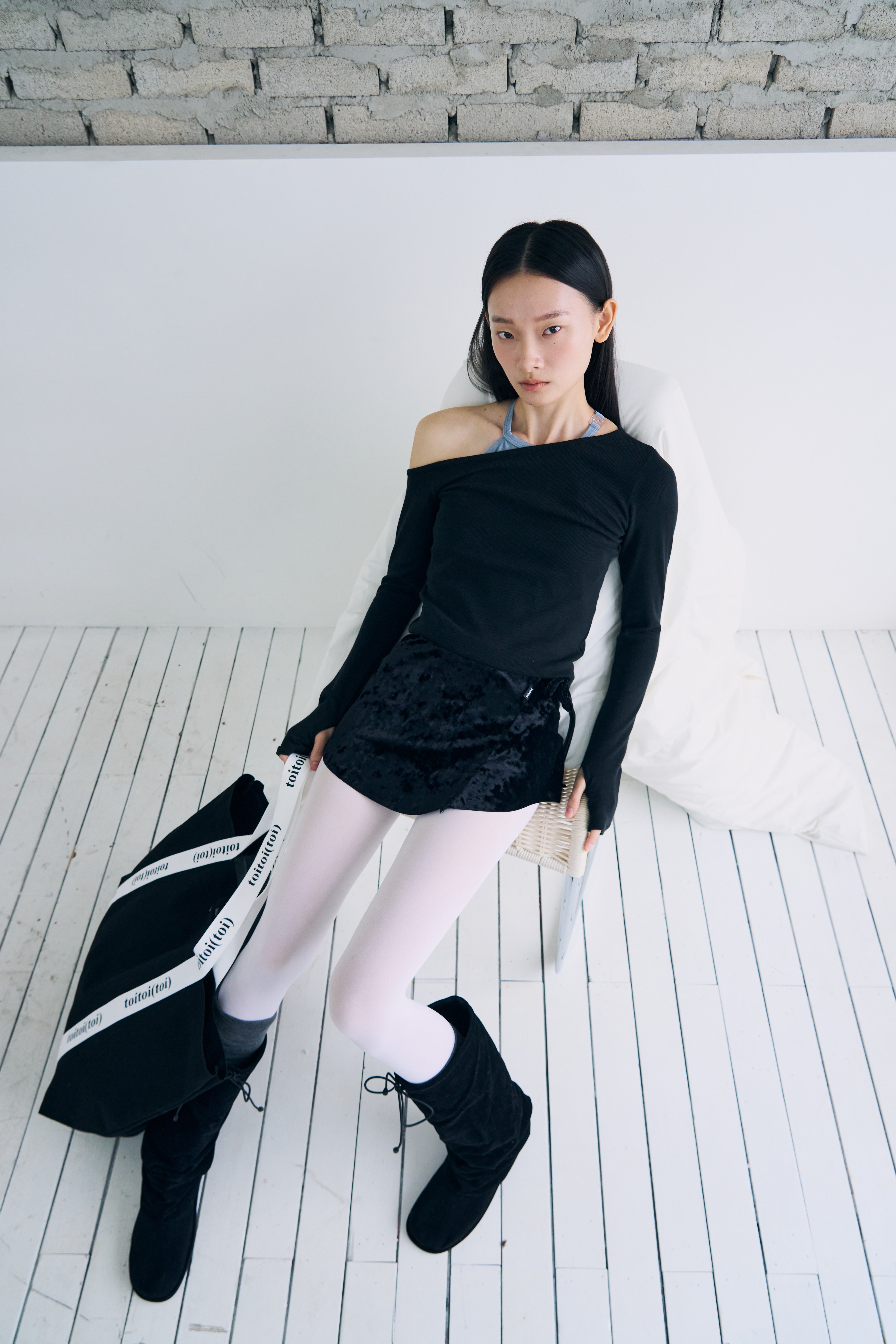 Tilt Shoulder Tee _ Black
