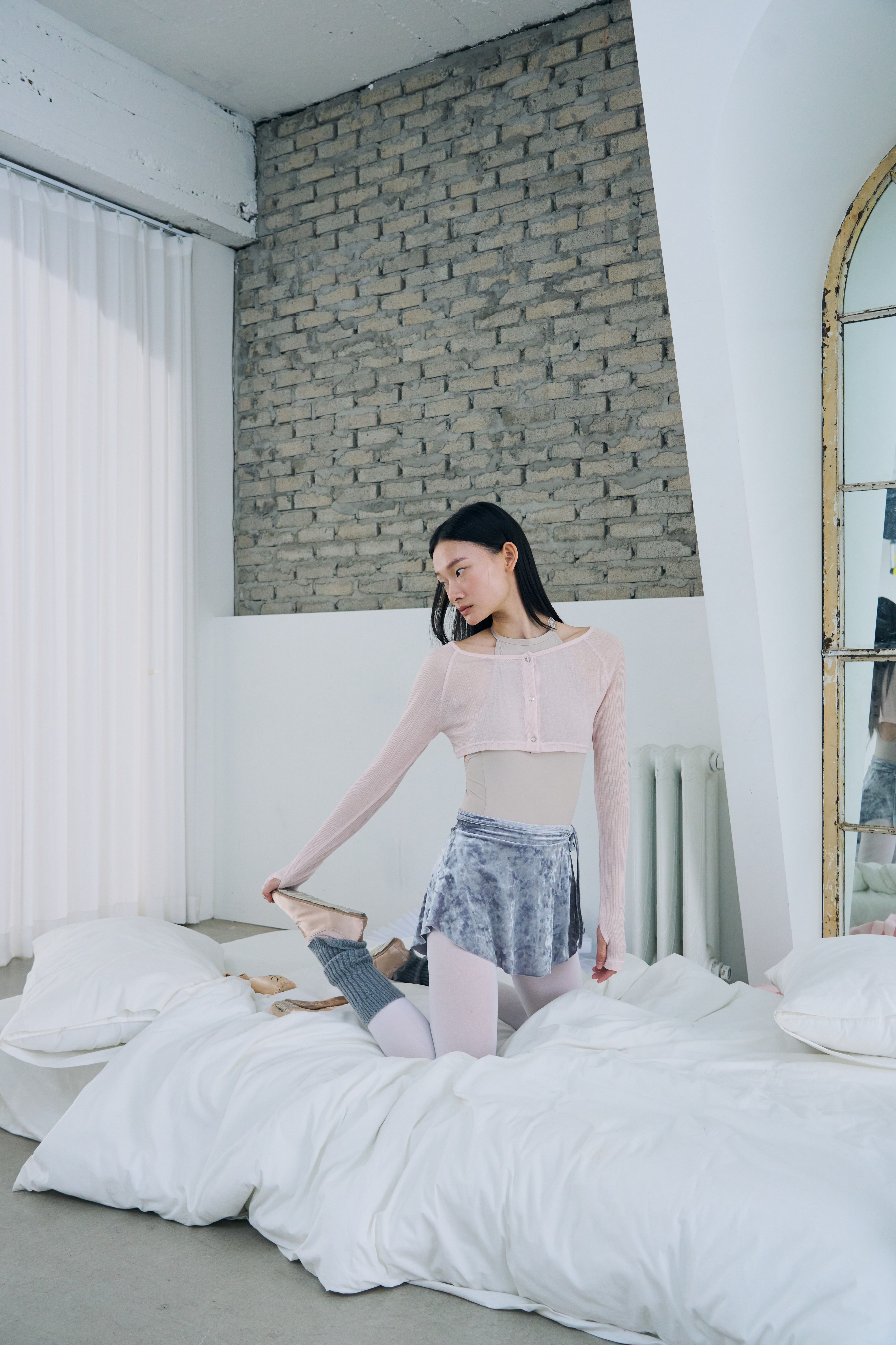 Crushed Velvet Strap Skirt  _ Mauve Grey