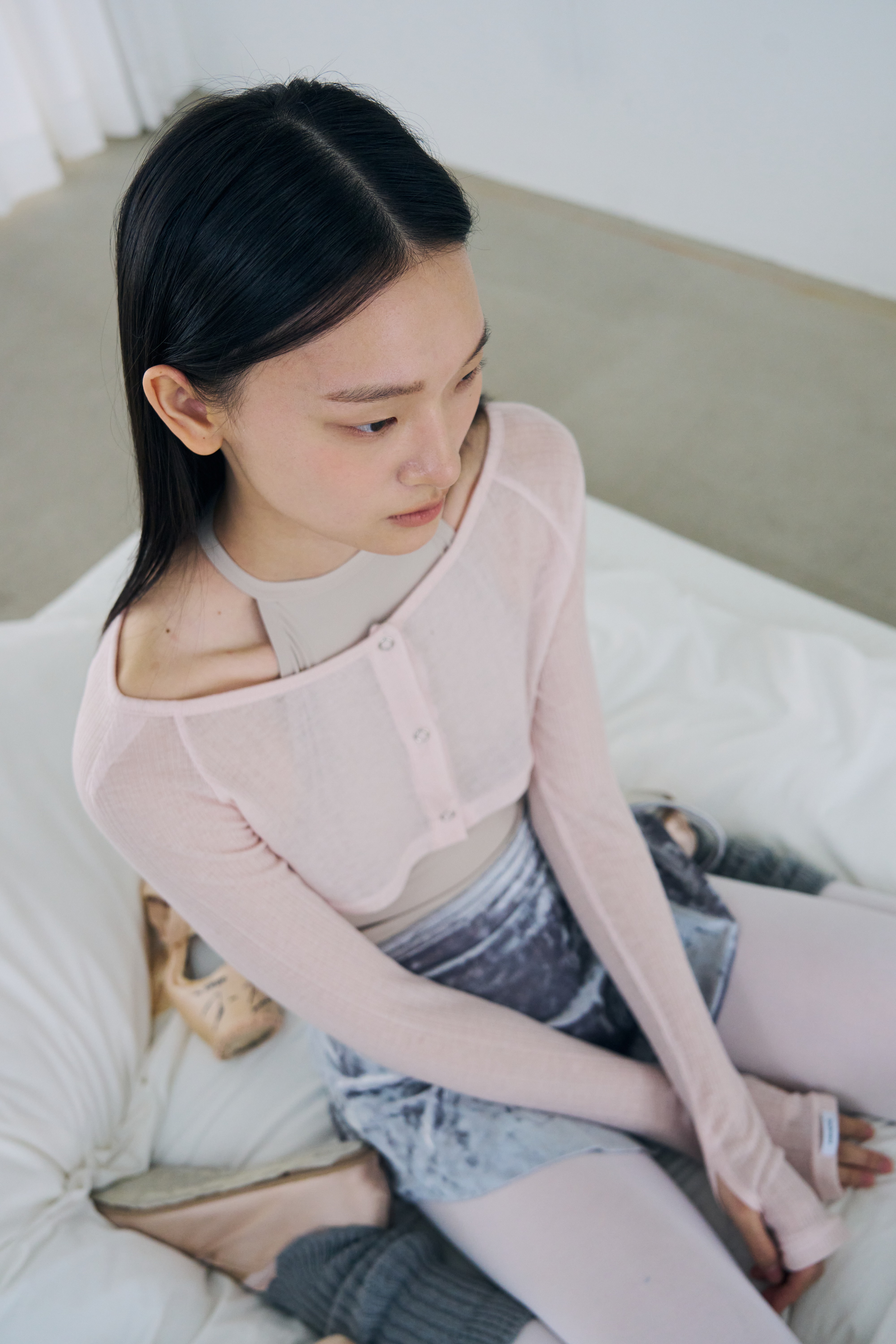 [Reorder | 8/21 (금) 순차 예약발송] Snap Cardigan Shrug _ Misty Peach