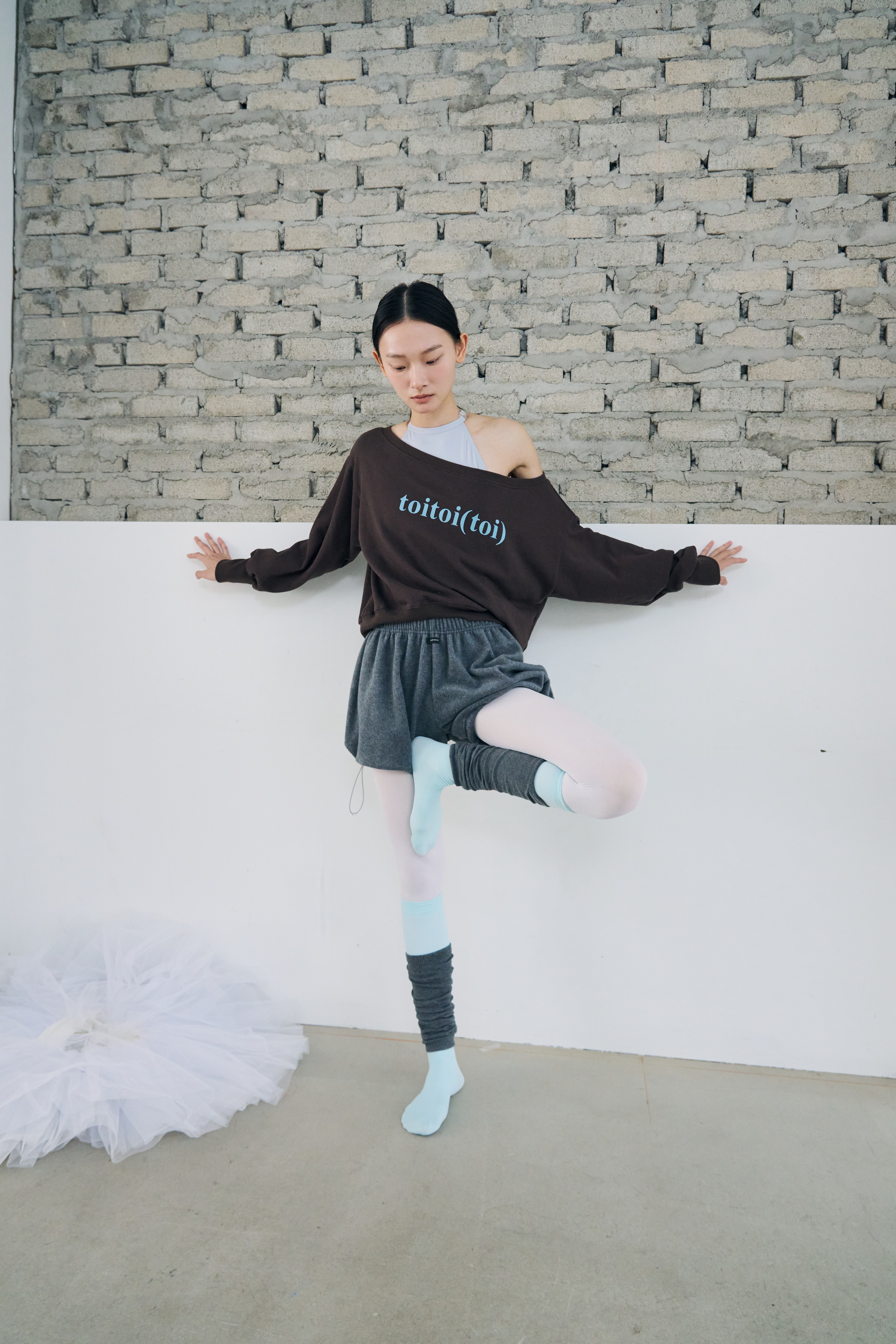 [Reorder|9월2째주 순차예약발송] Toitoi(toi) Drape Shoulder Sweatshirts _ Mocha Brown