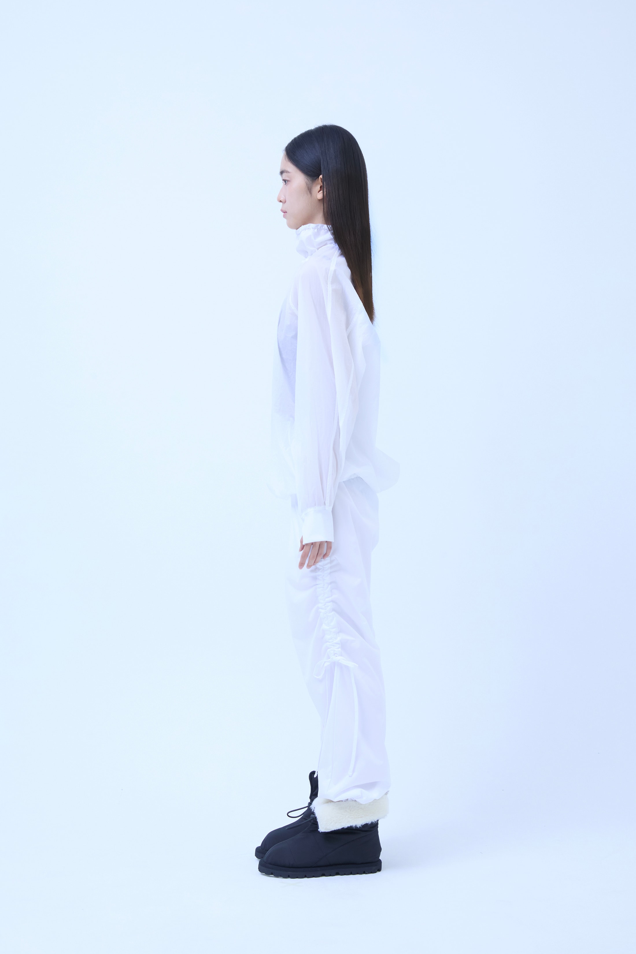 Nylon String Warm-up Top_WHITE