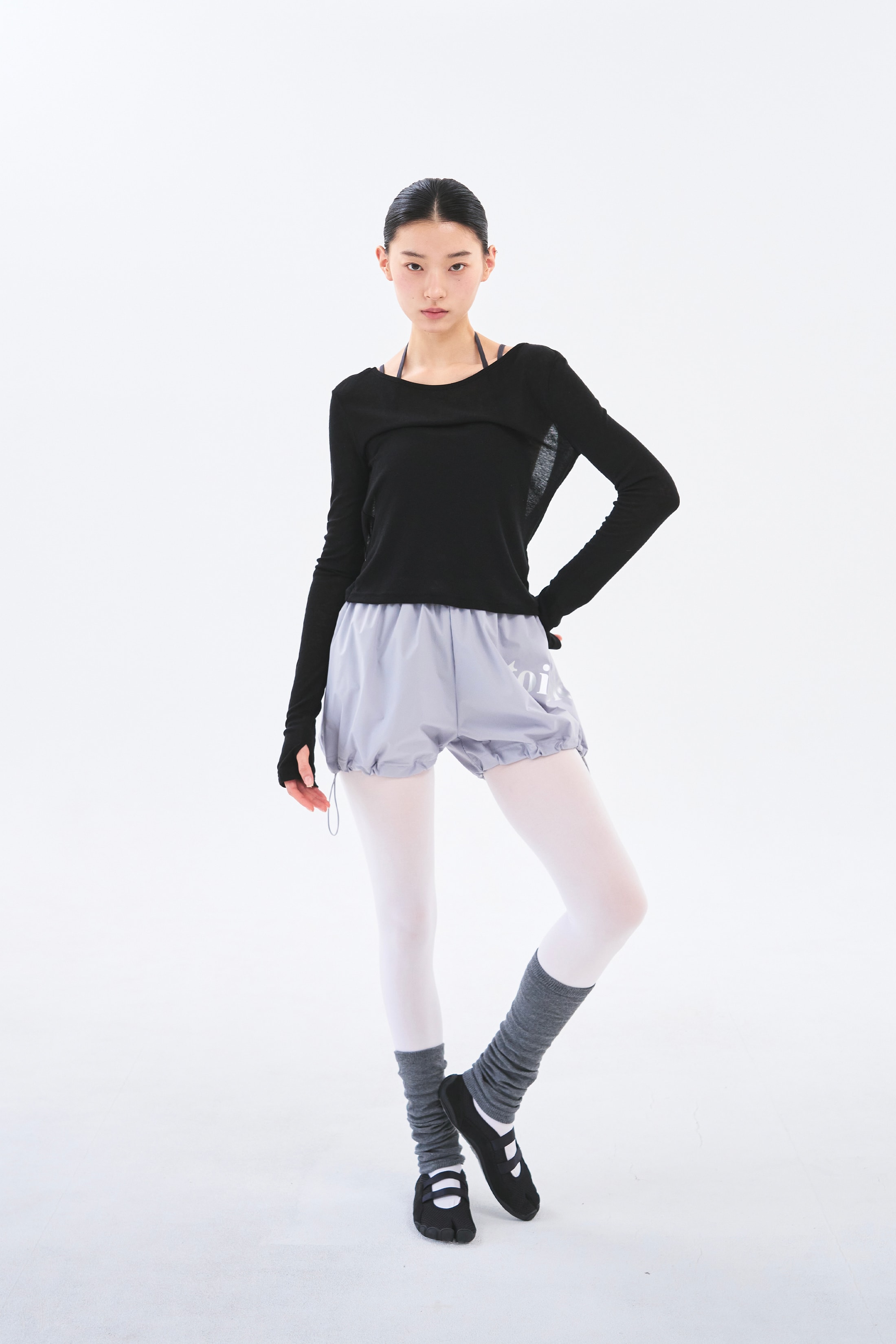 [2차 Reorder]Twist Back Tee _ Black