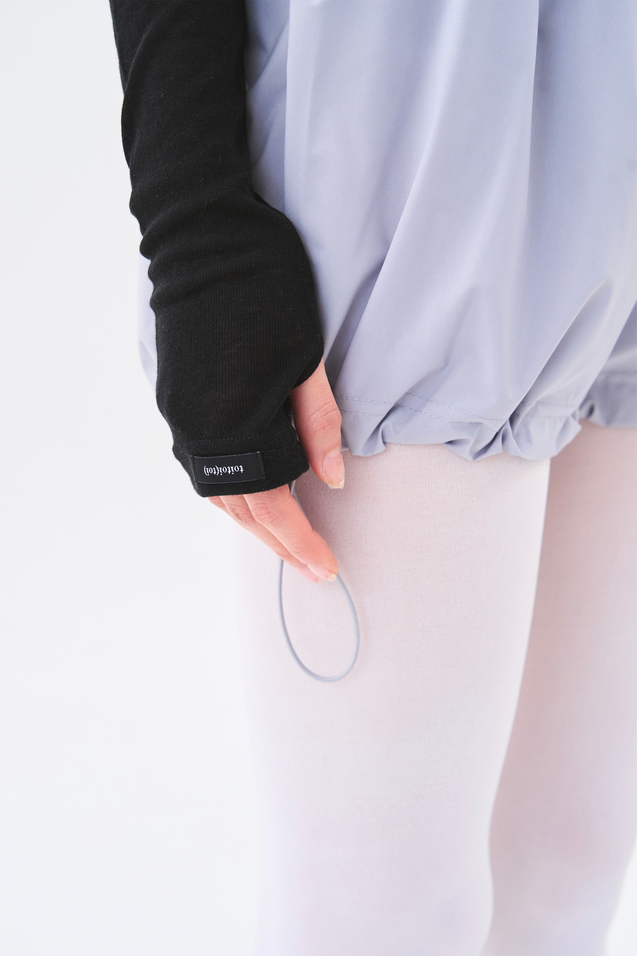[2차 Reorder]Twist Back Tee _ Black