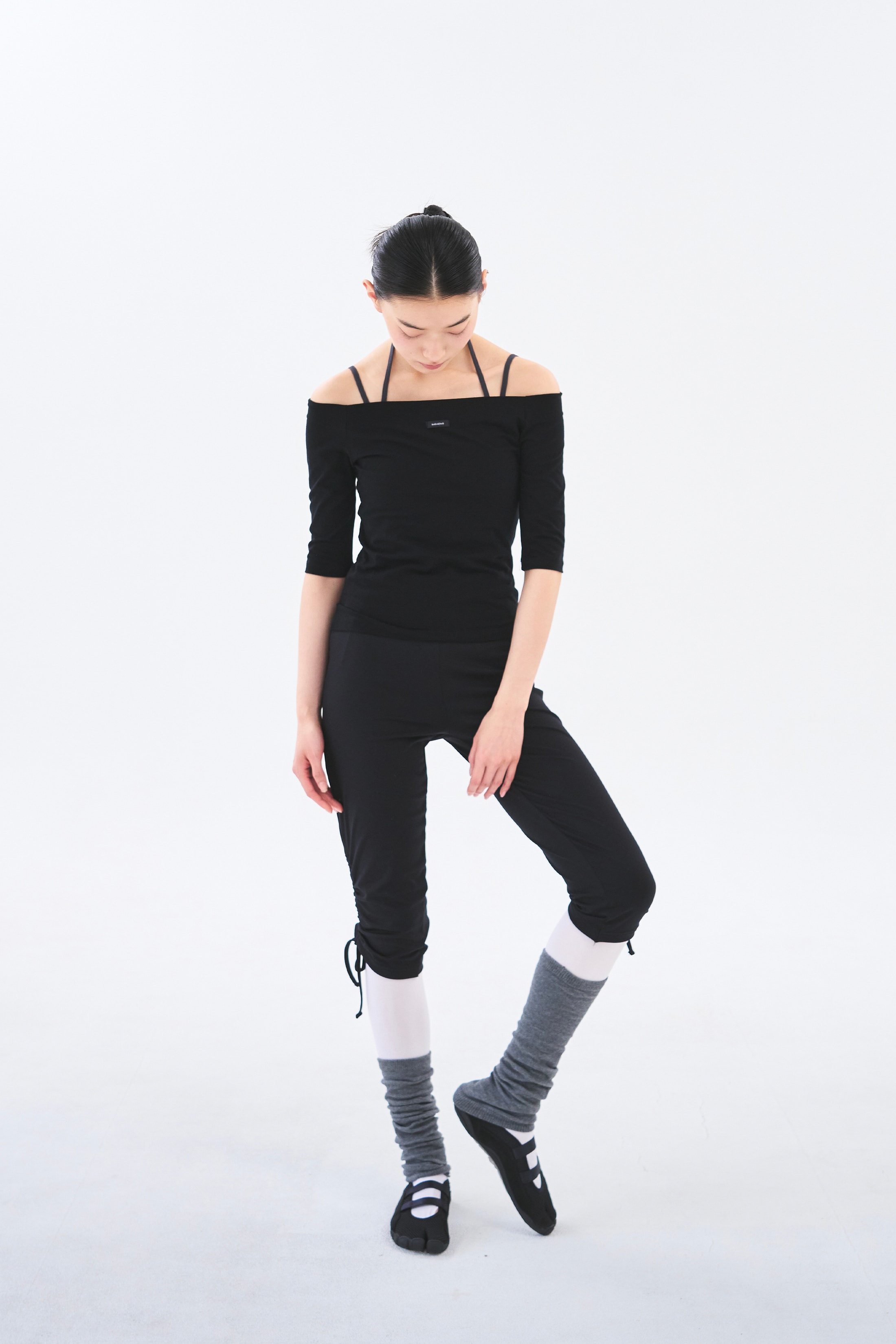 [4차 Reorder]Off Shoulder Tee _ Black