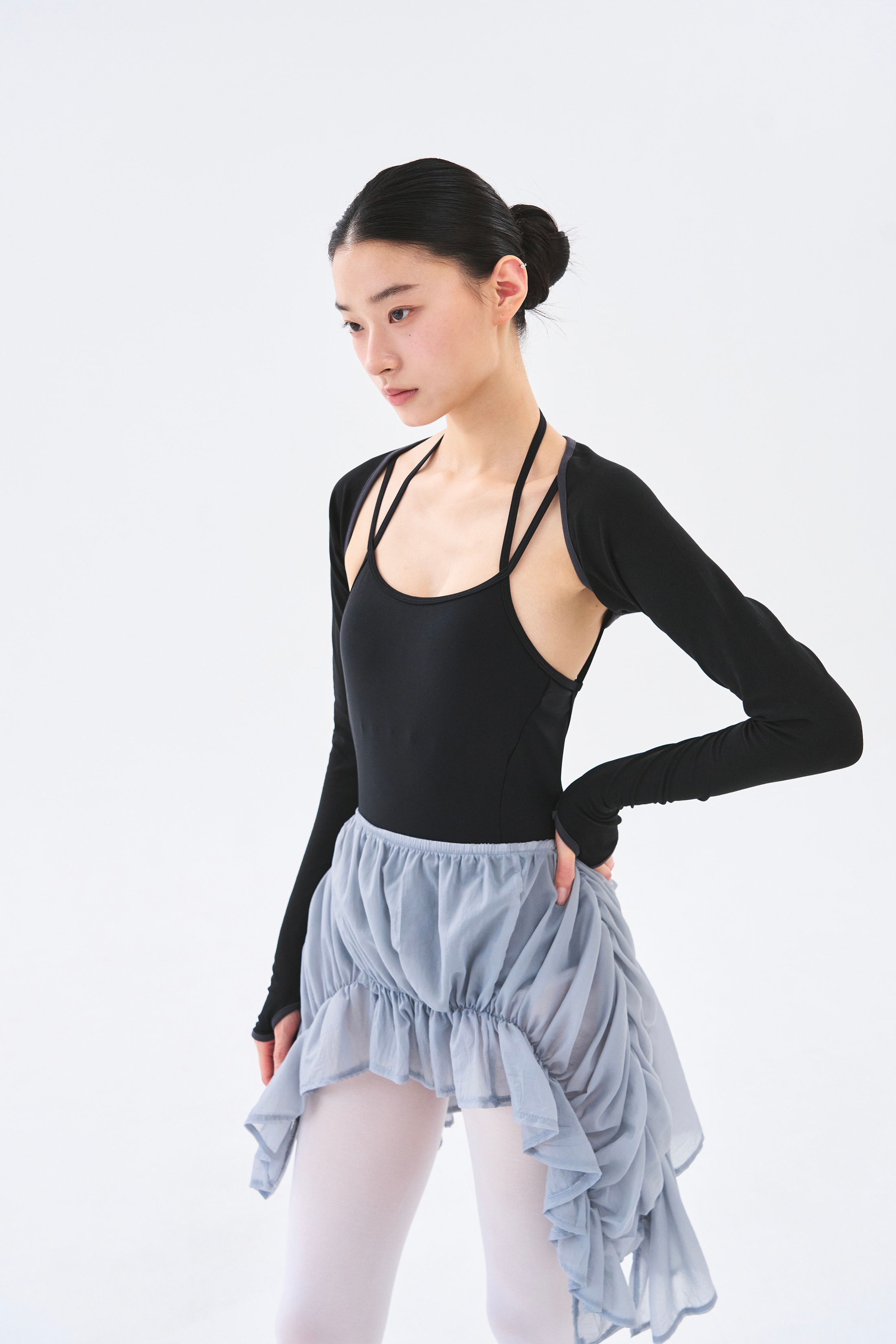 [2차 Reorder]Line Trim Shrug _ Black/Charcoal