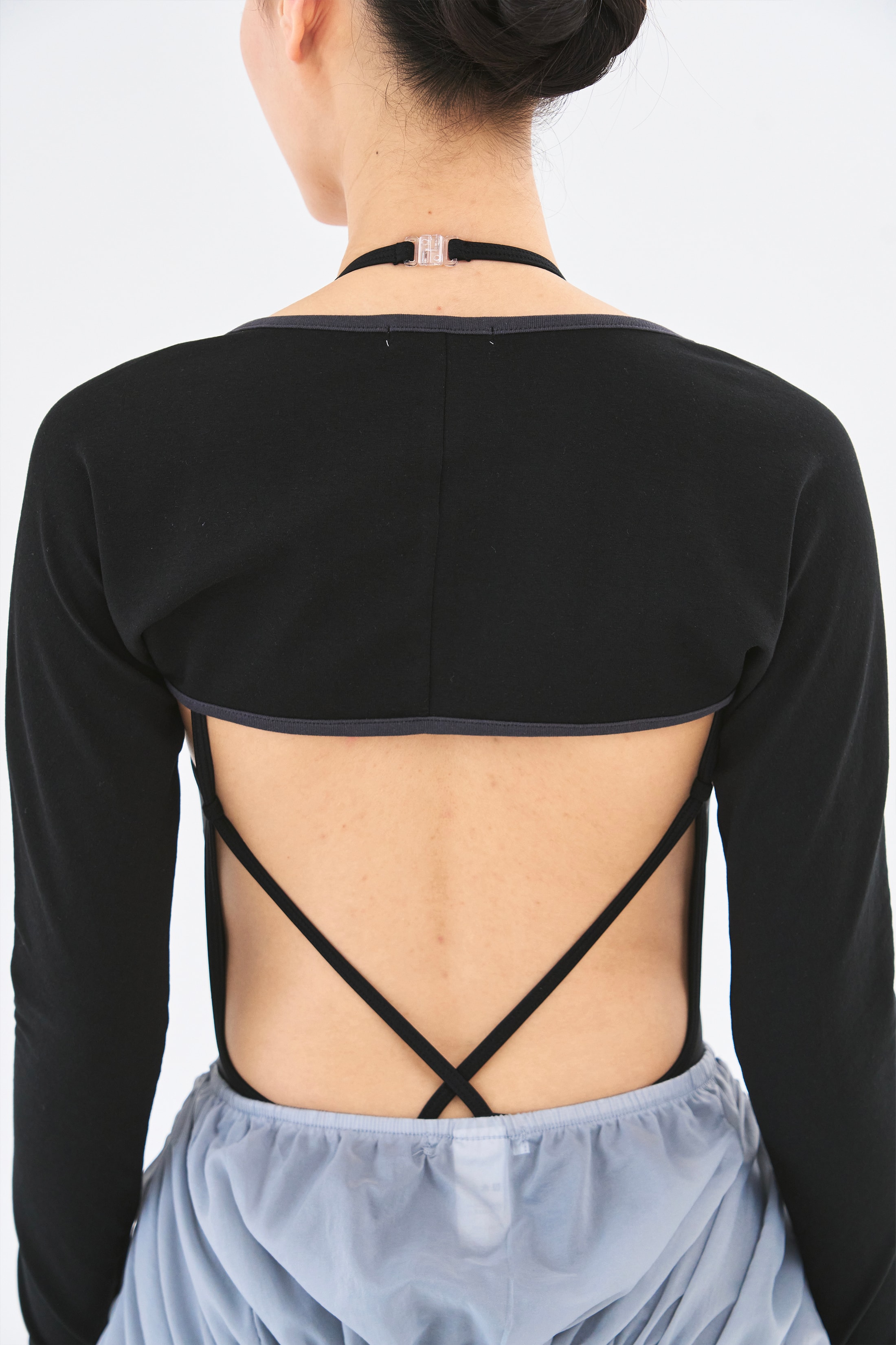 [2차 Reorder]Line Trim Shrug _ Black/Charcoal