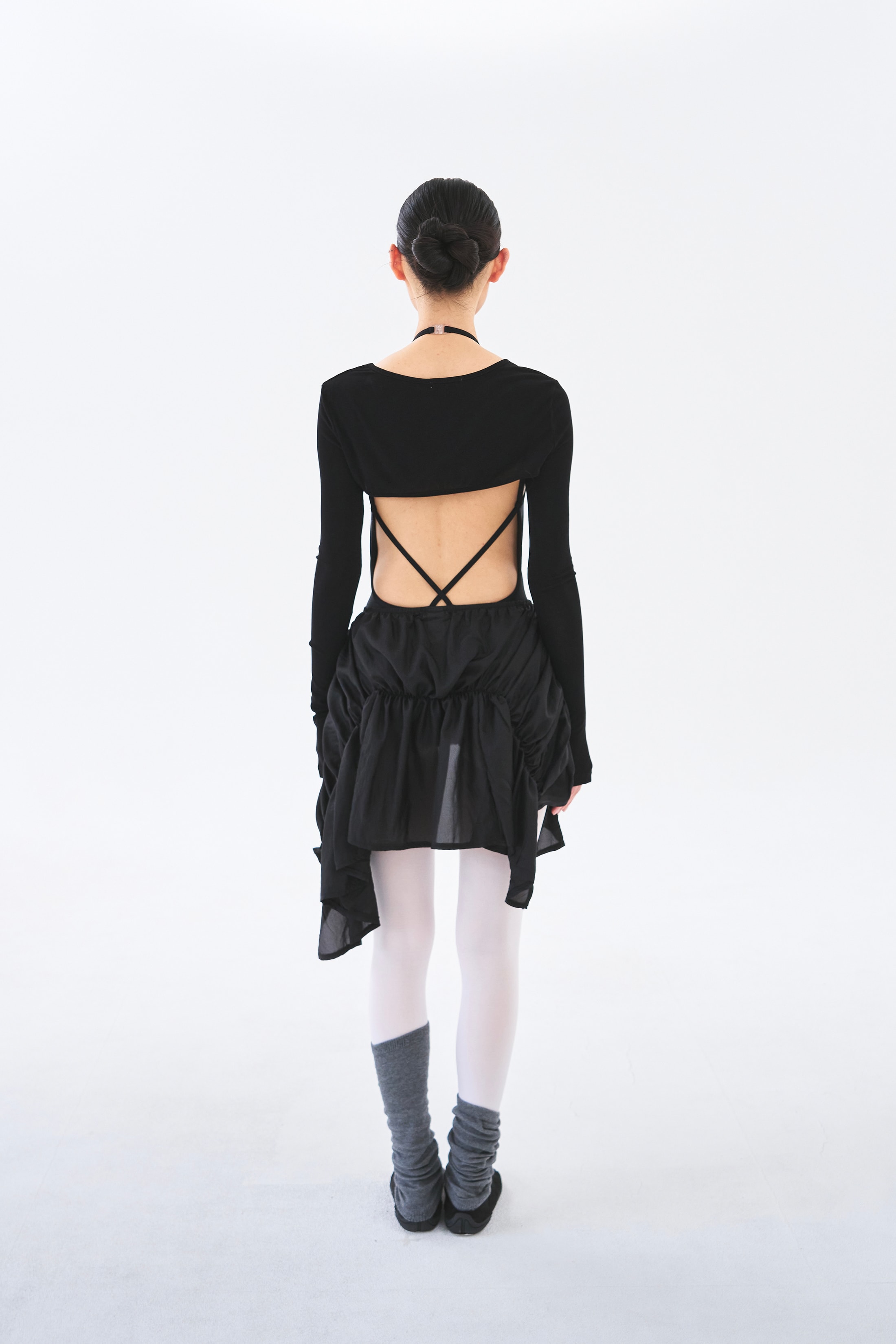 [Reorder]Contour Shrug _ Black