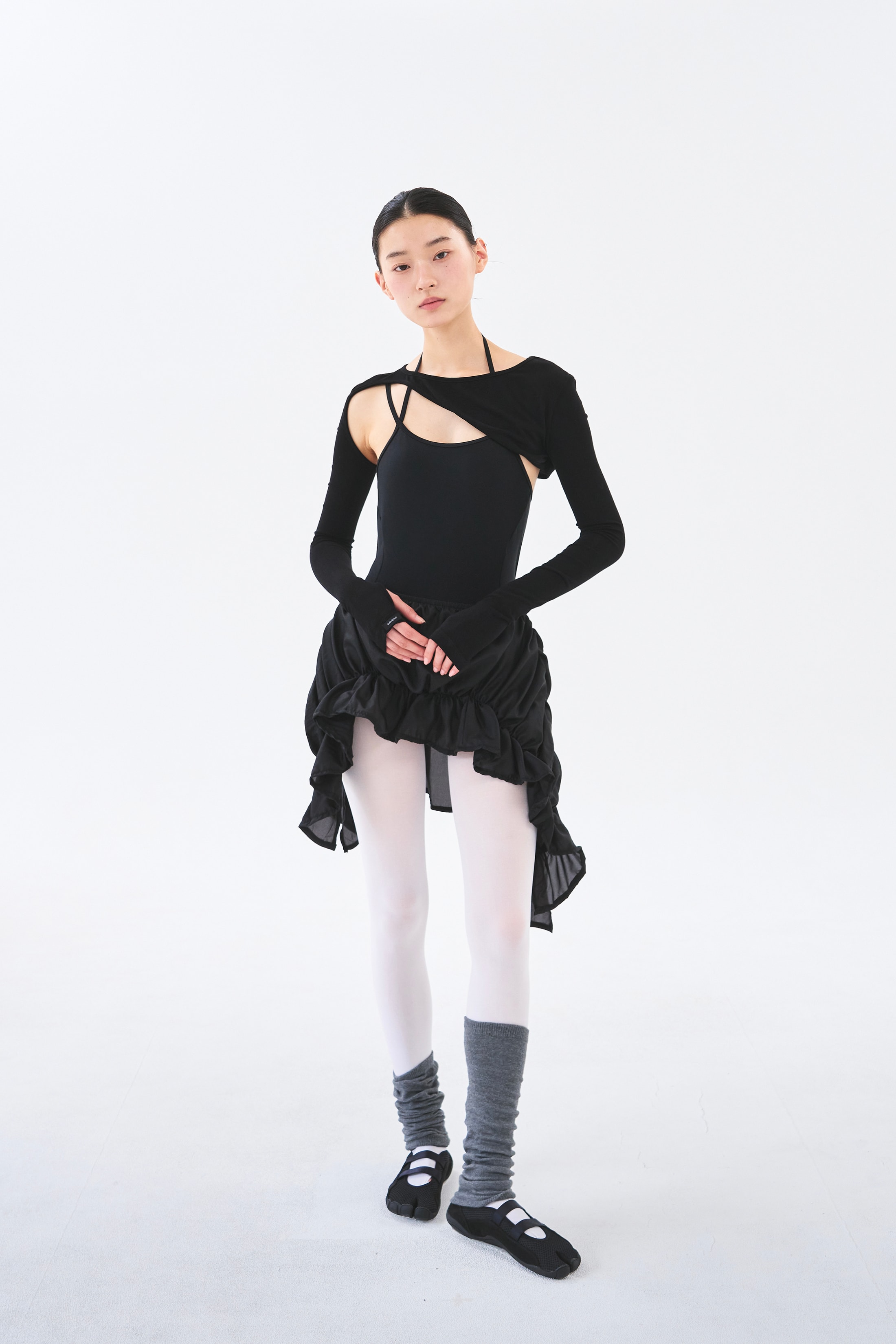 [Reorder]Contour Shrug _ Black