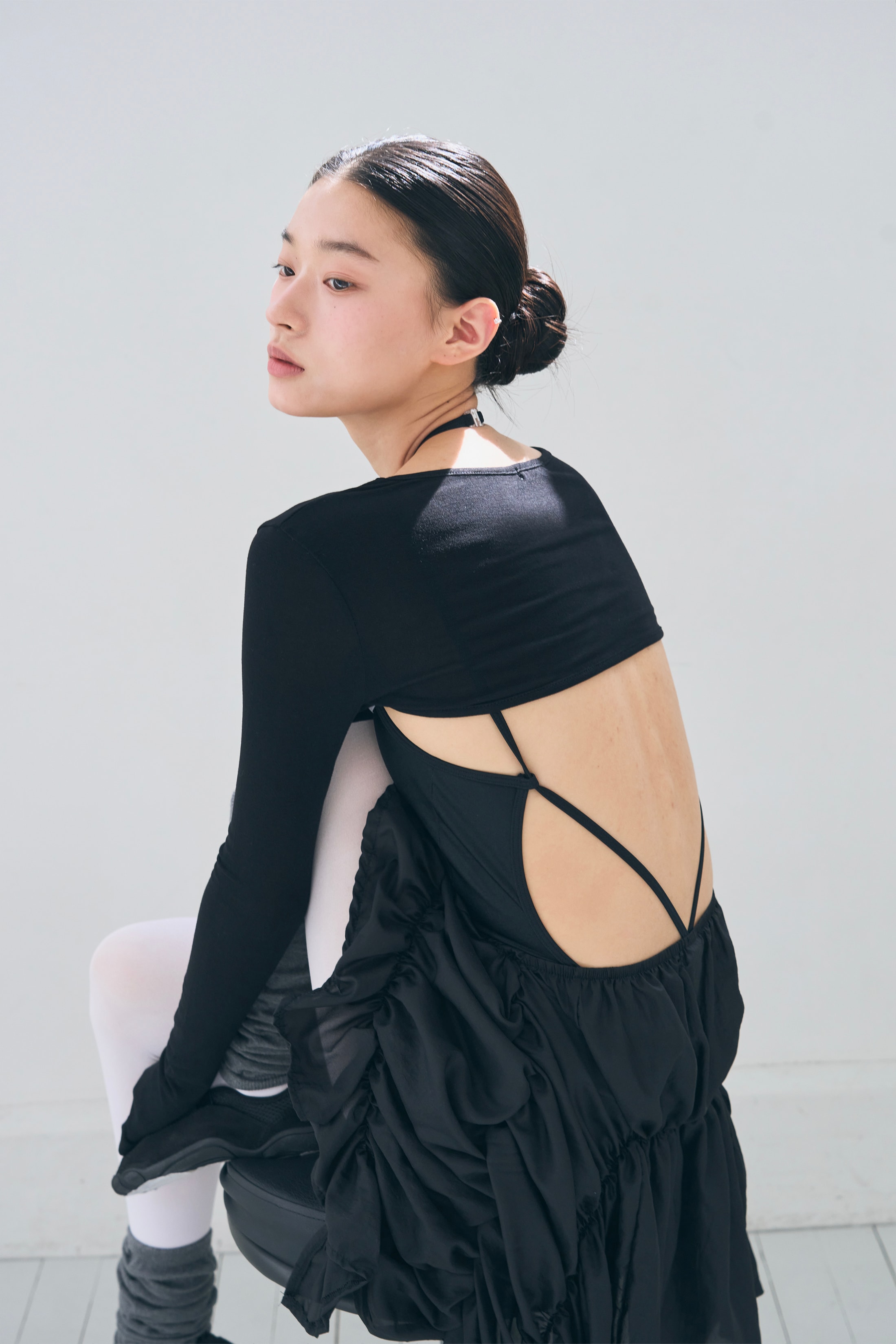 [Reorder]Contour Shrug _ Black