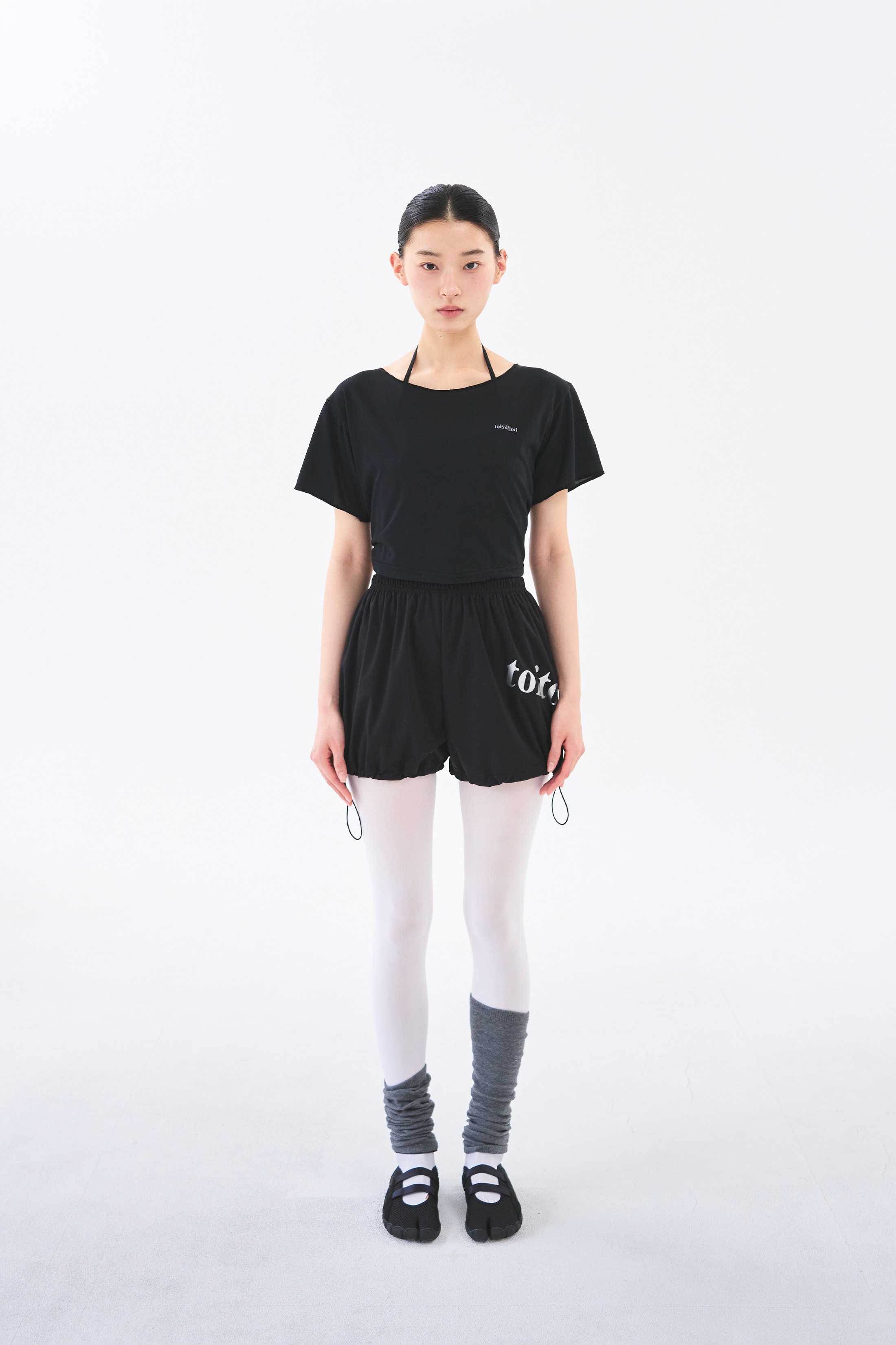 [4차 Reorder]Circle Back Crop Tee _ Black