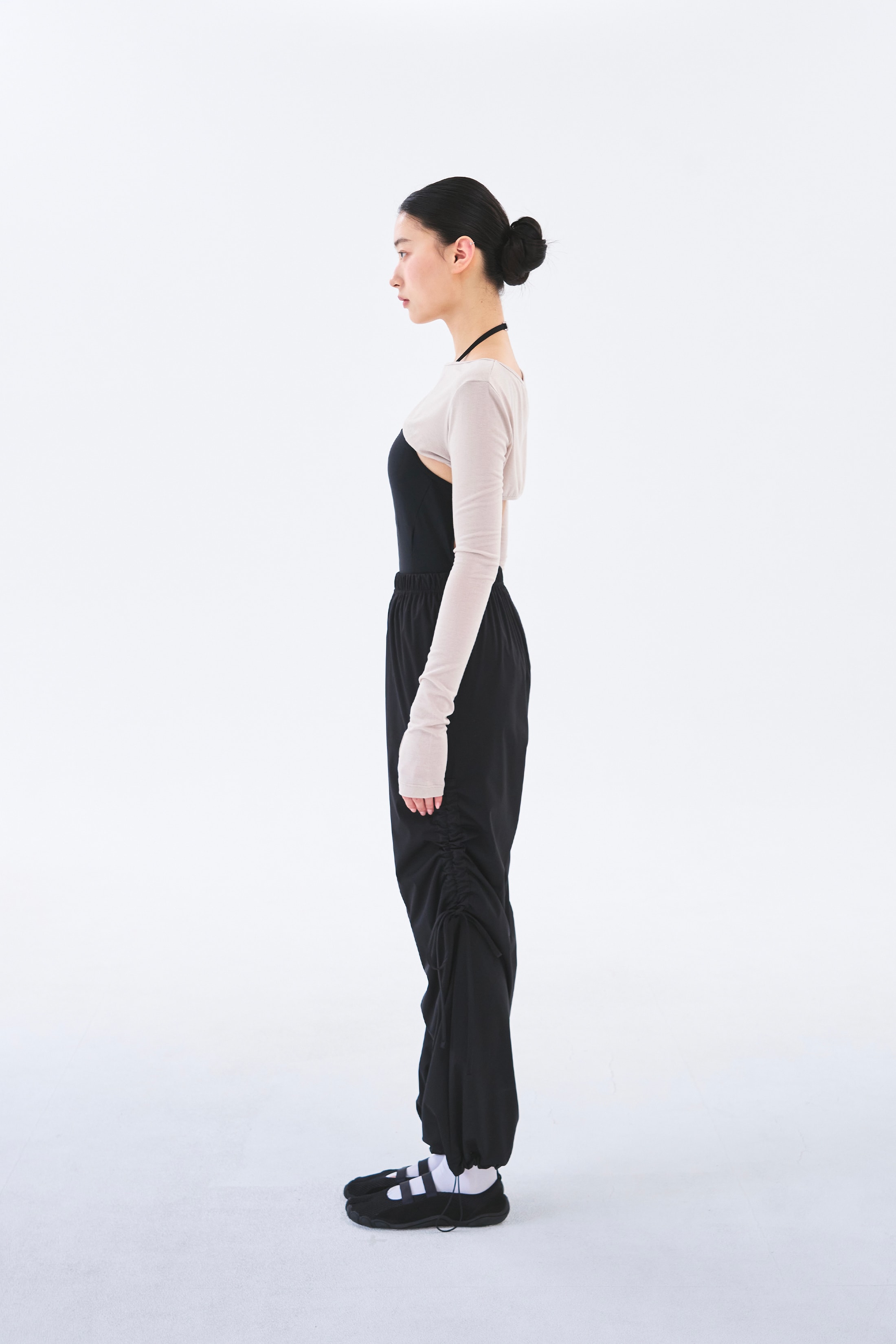 [Reorder]Contour Shrug _ Skin Beige