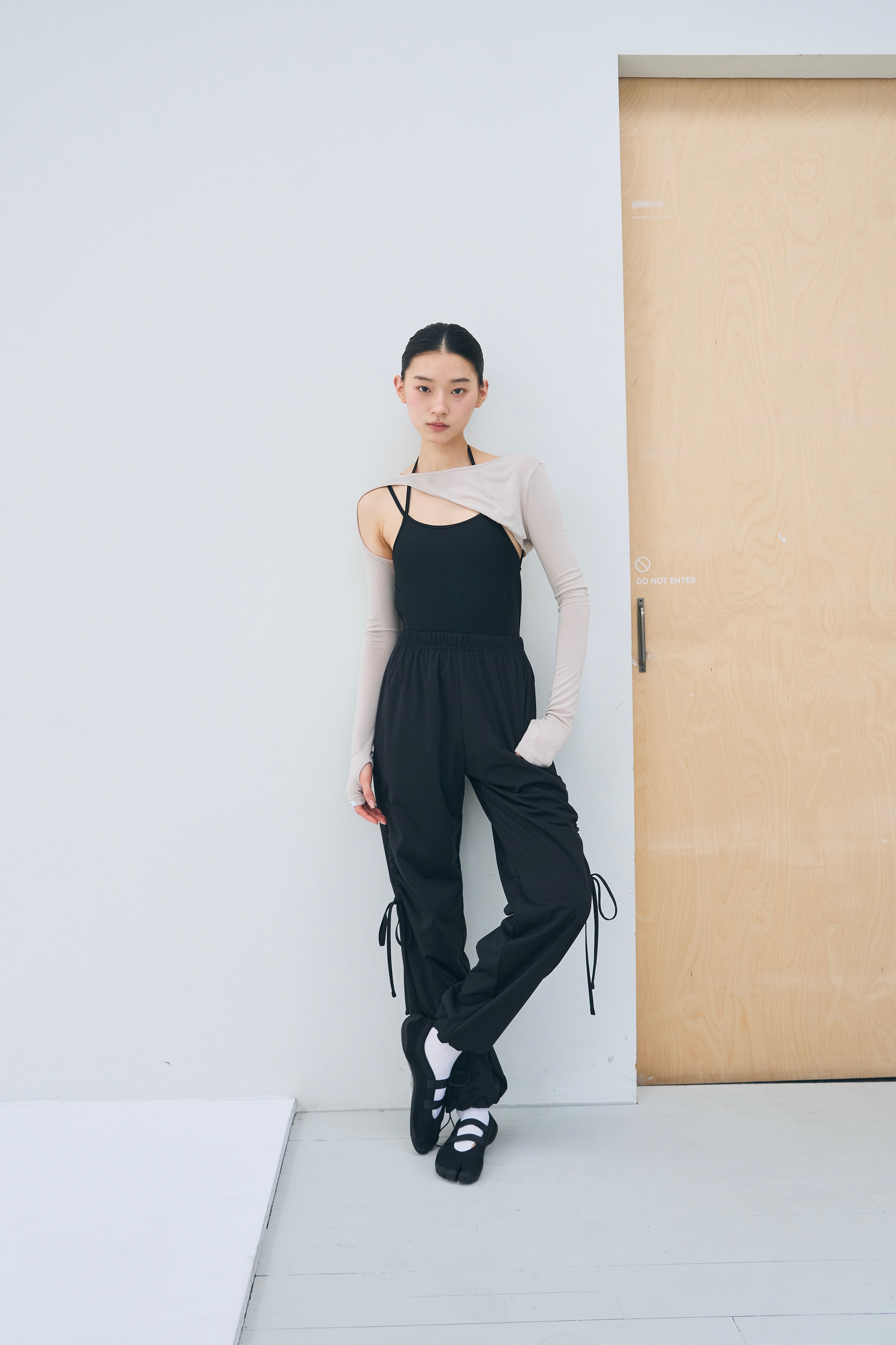 [Reorder]Contour Shrug _ Skin Beige