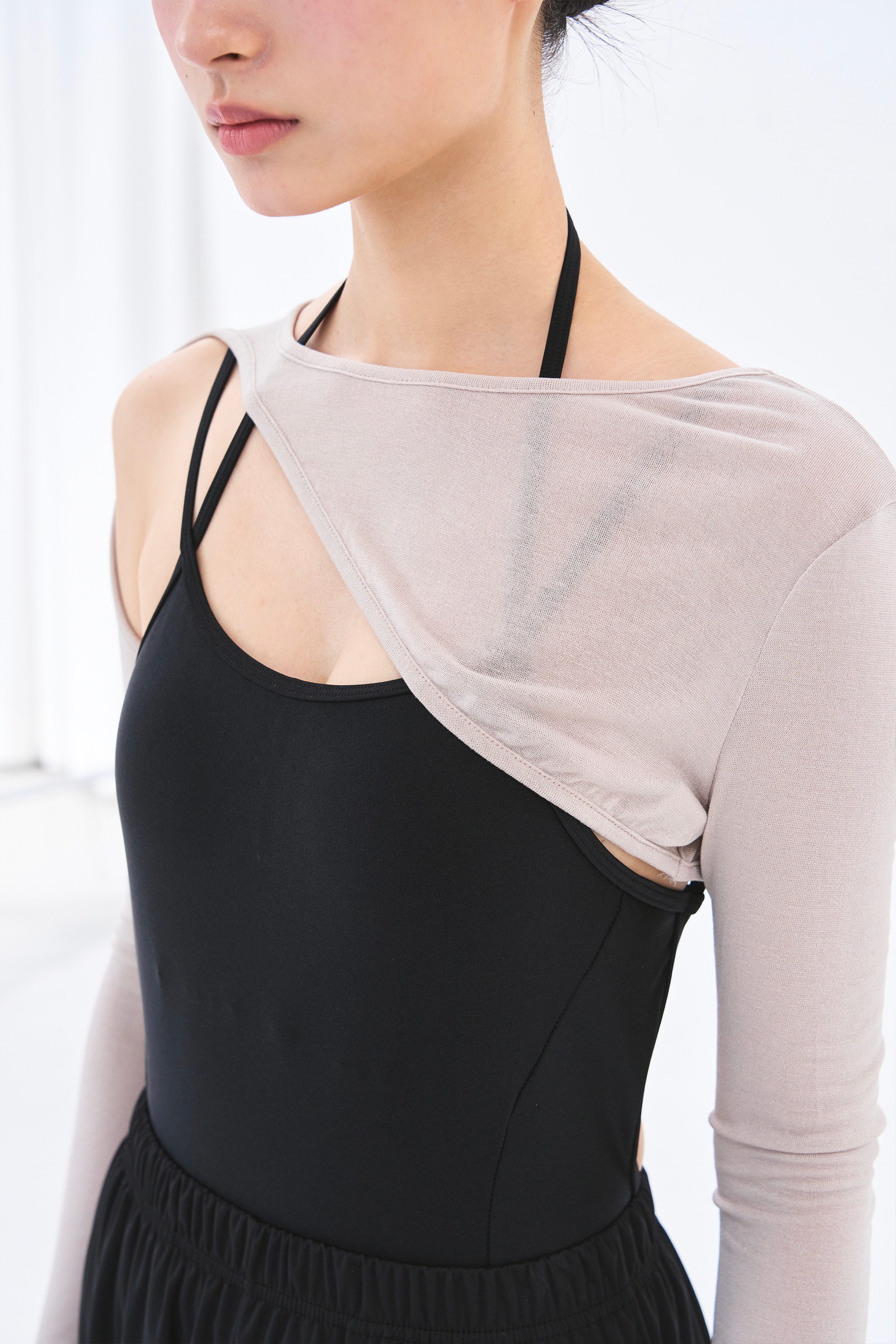 [Reorder]Contour Shrug _ Skin Beige