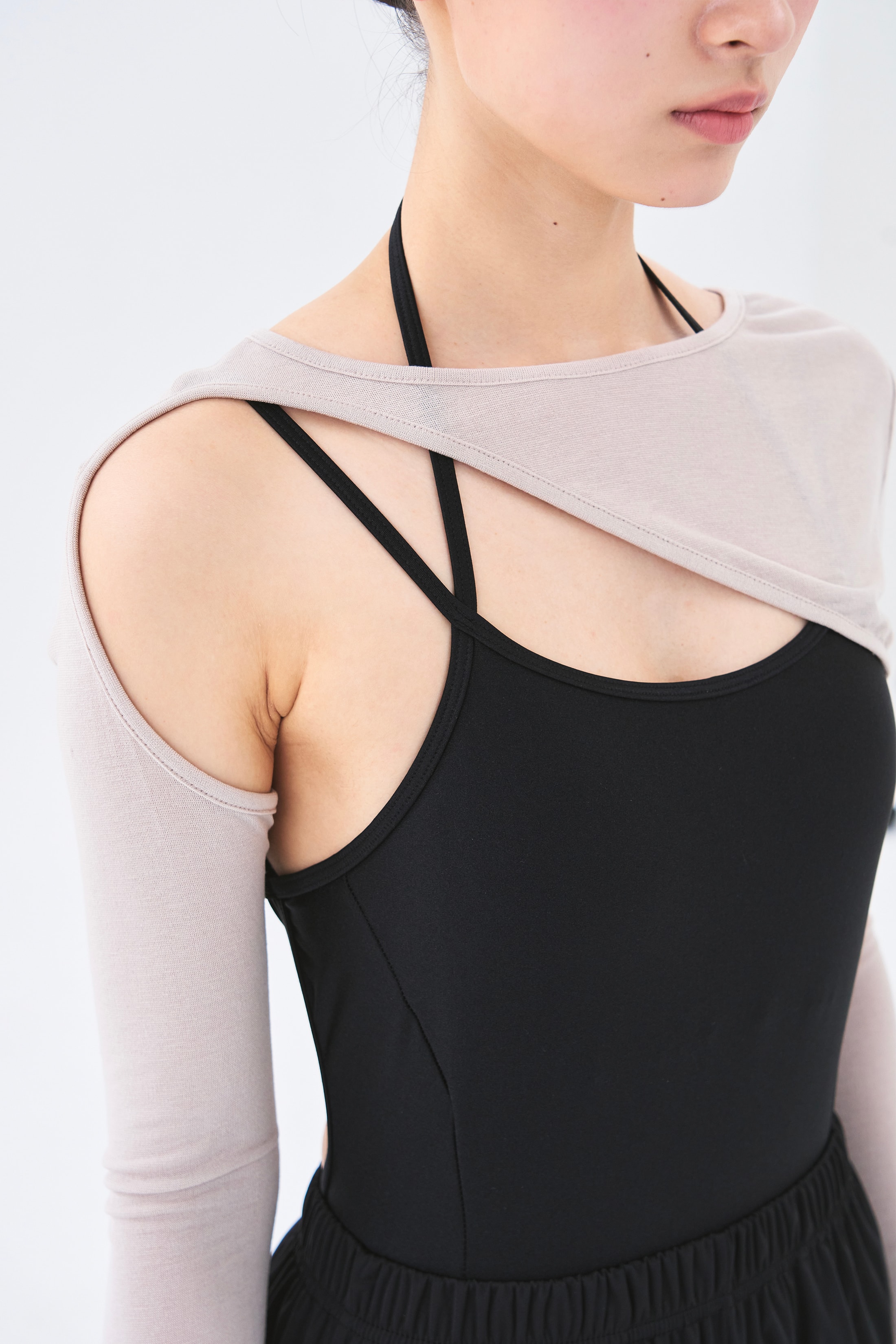 [Reorder]Contour Shrug _ Skin Beige
