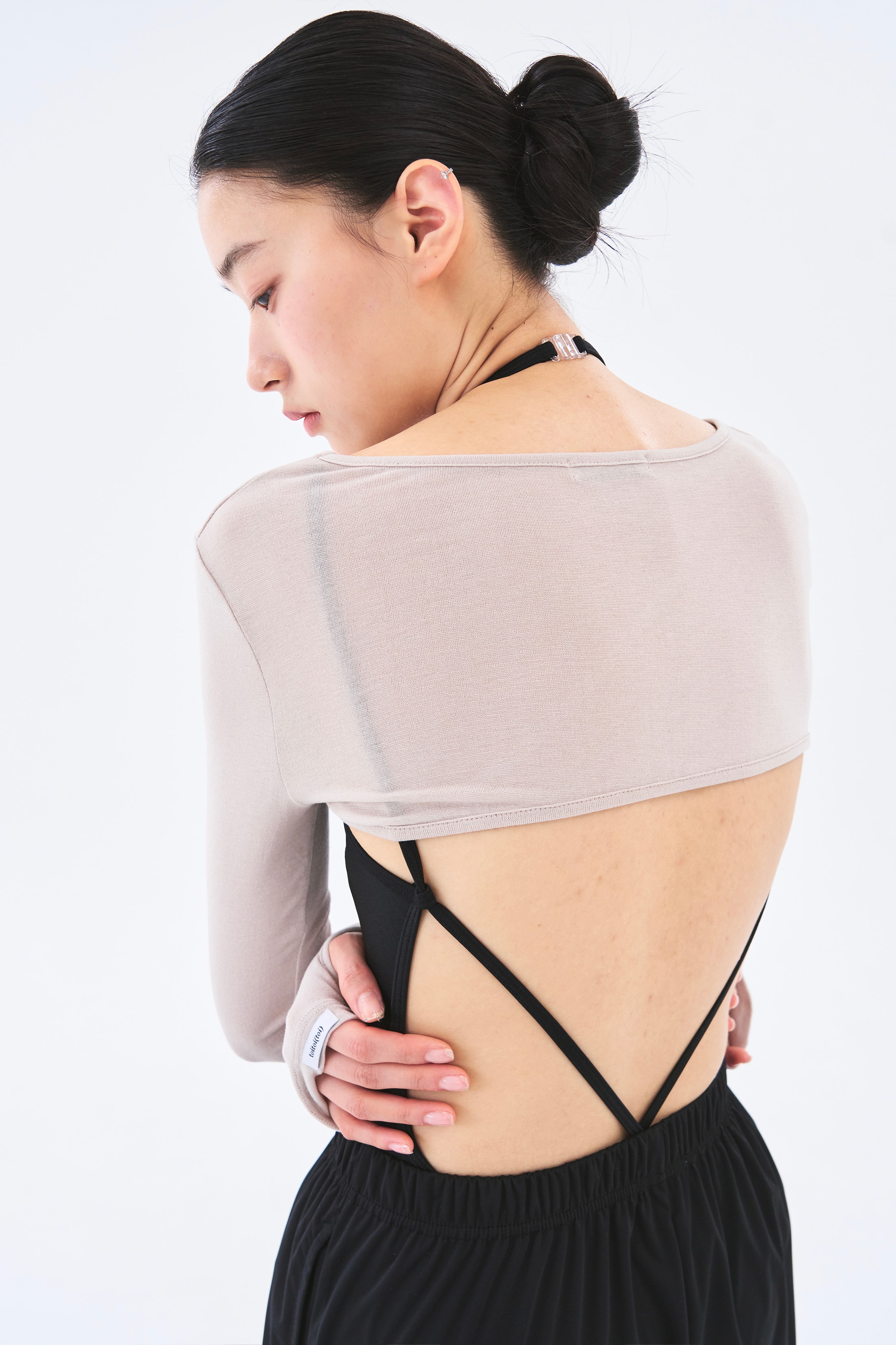 [Reorder]Contour Shrug _ Skin Beige