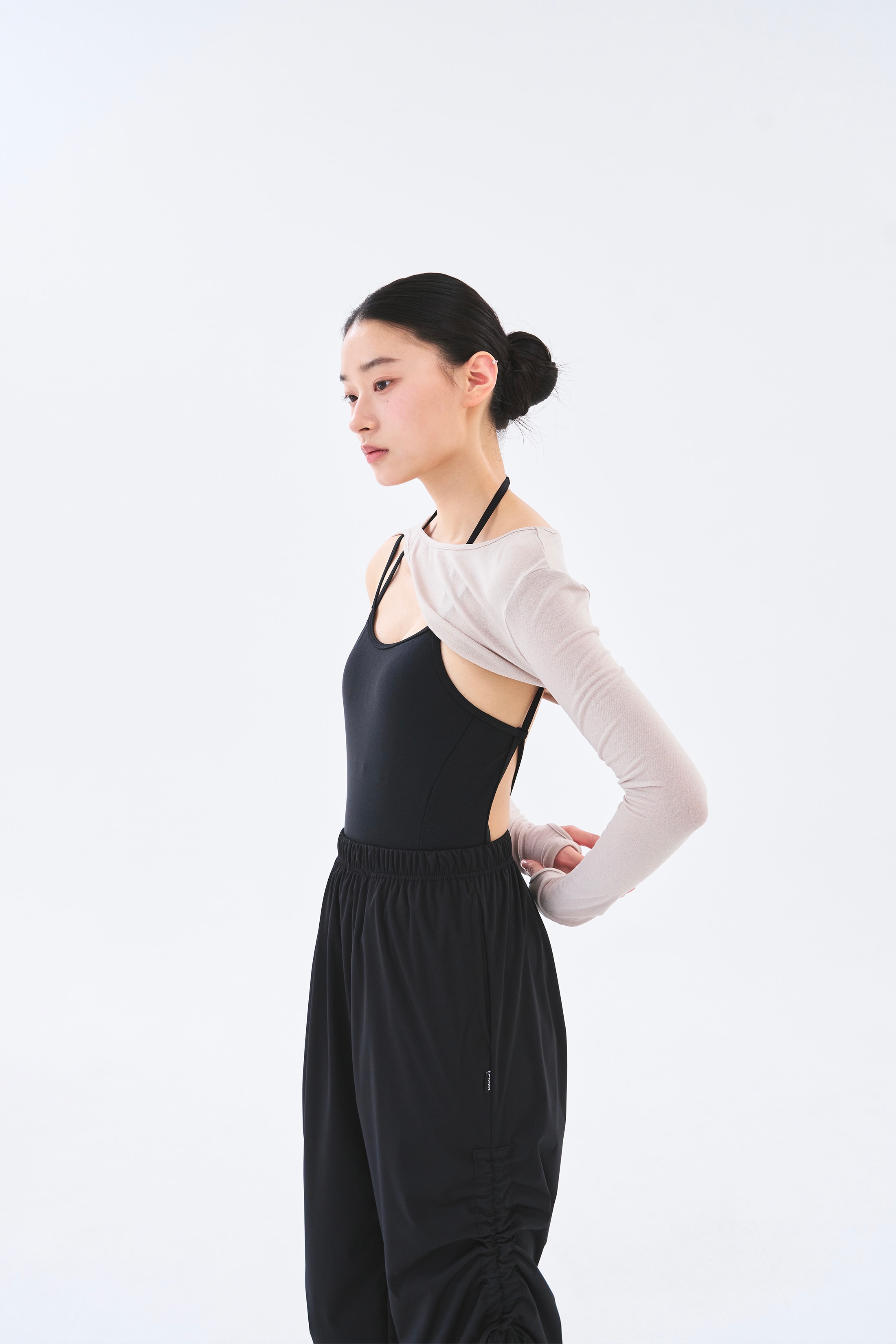 [Reorder]Contour Shrug _ Skin Beige