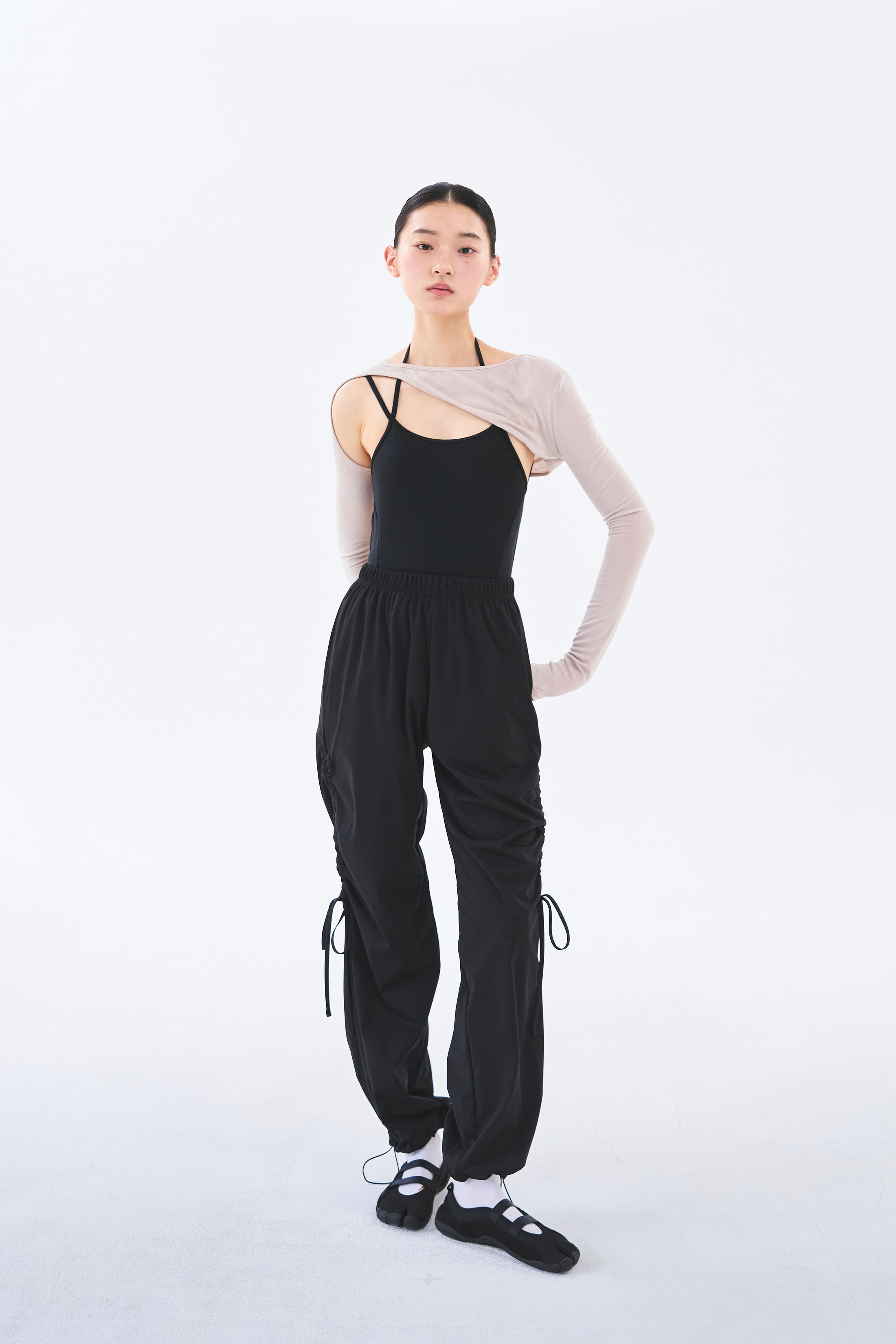 [13차 Reorder]Bow Warm-up Pants _ BLACK