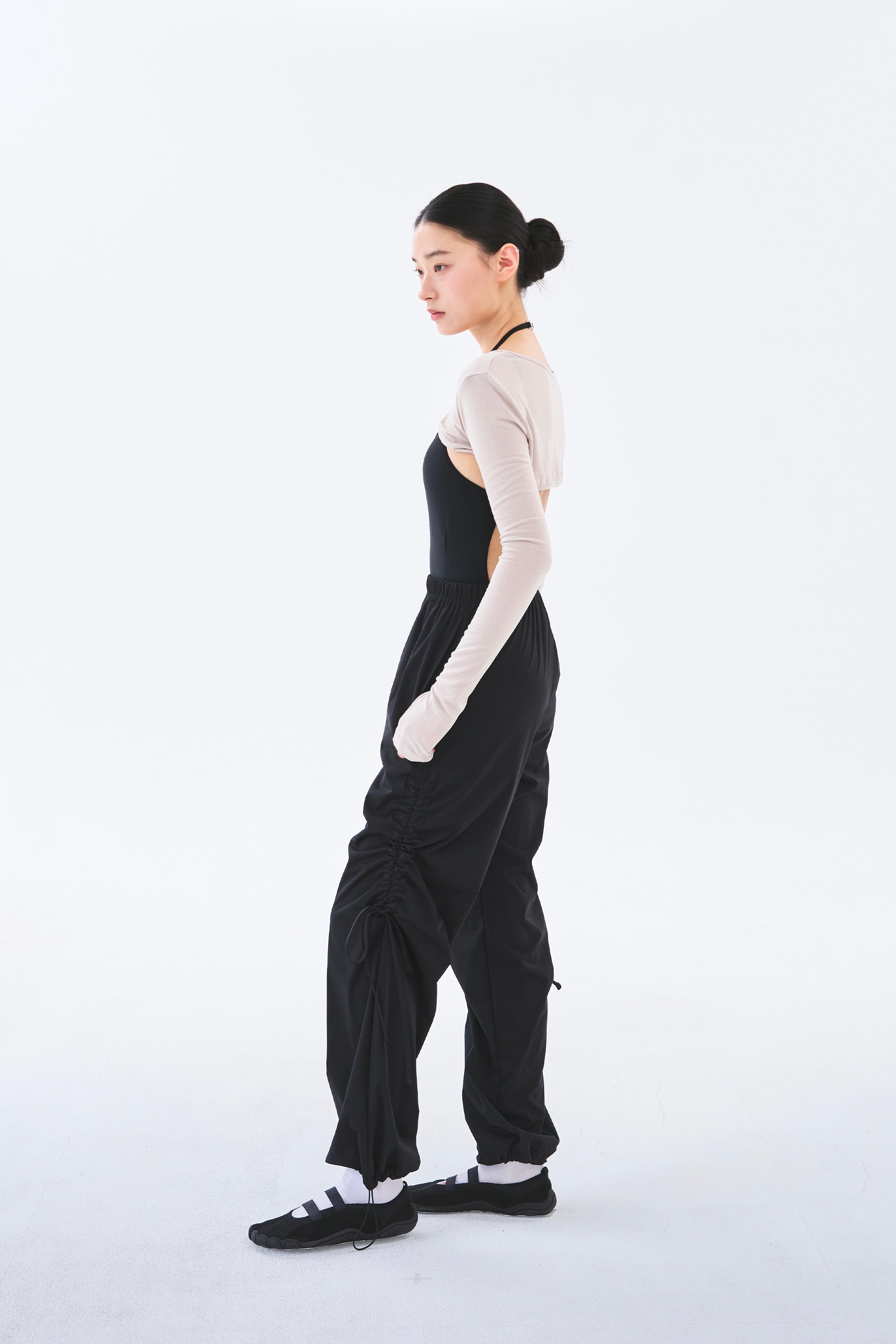 [Reorder]Contour Shrug _ Skin Beige