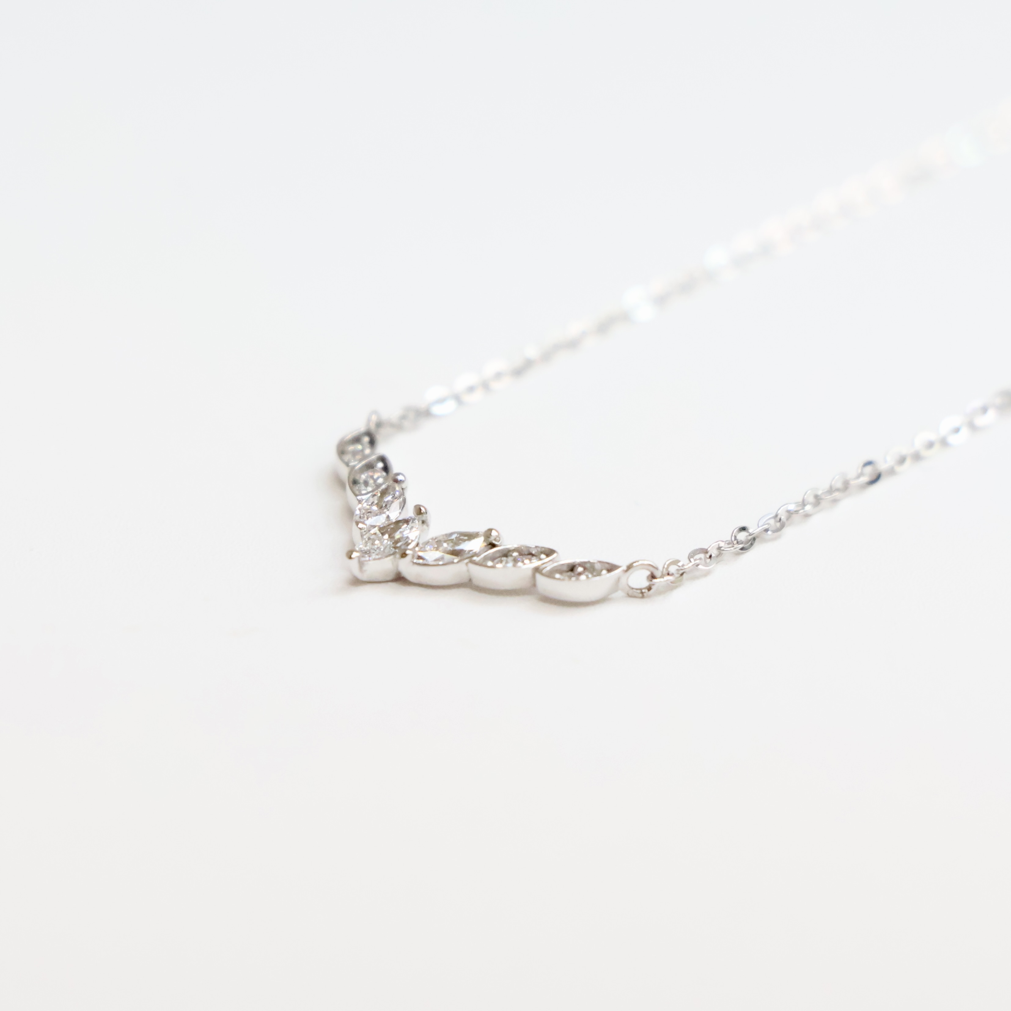 RUA NECKLACE (Lab diamond)