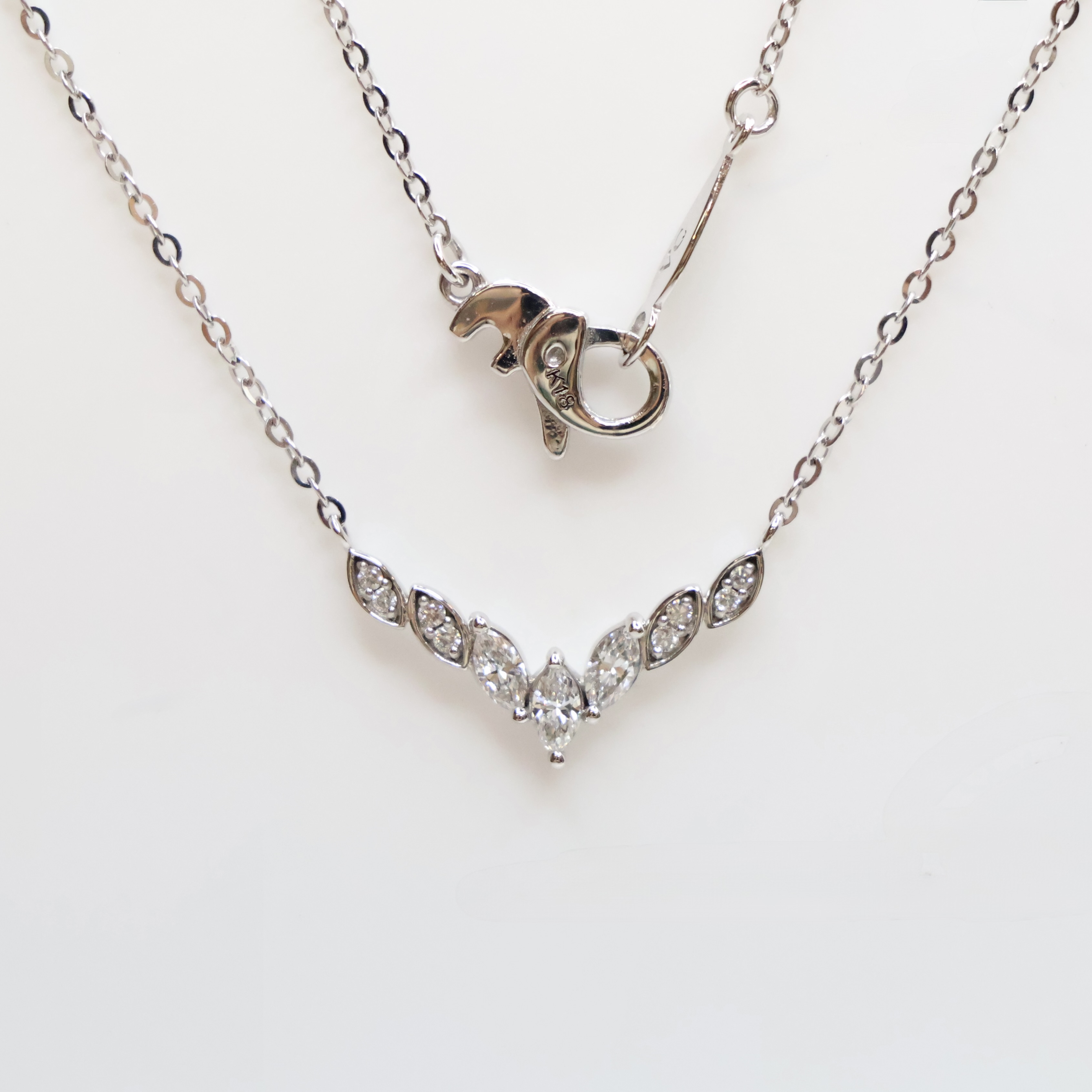 RUA NECKLACE (Lab diamond)