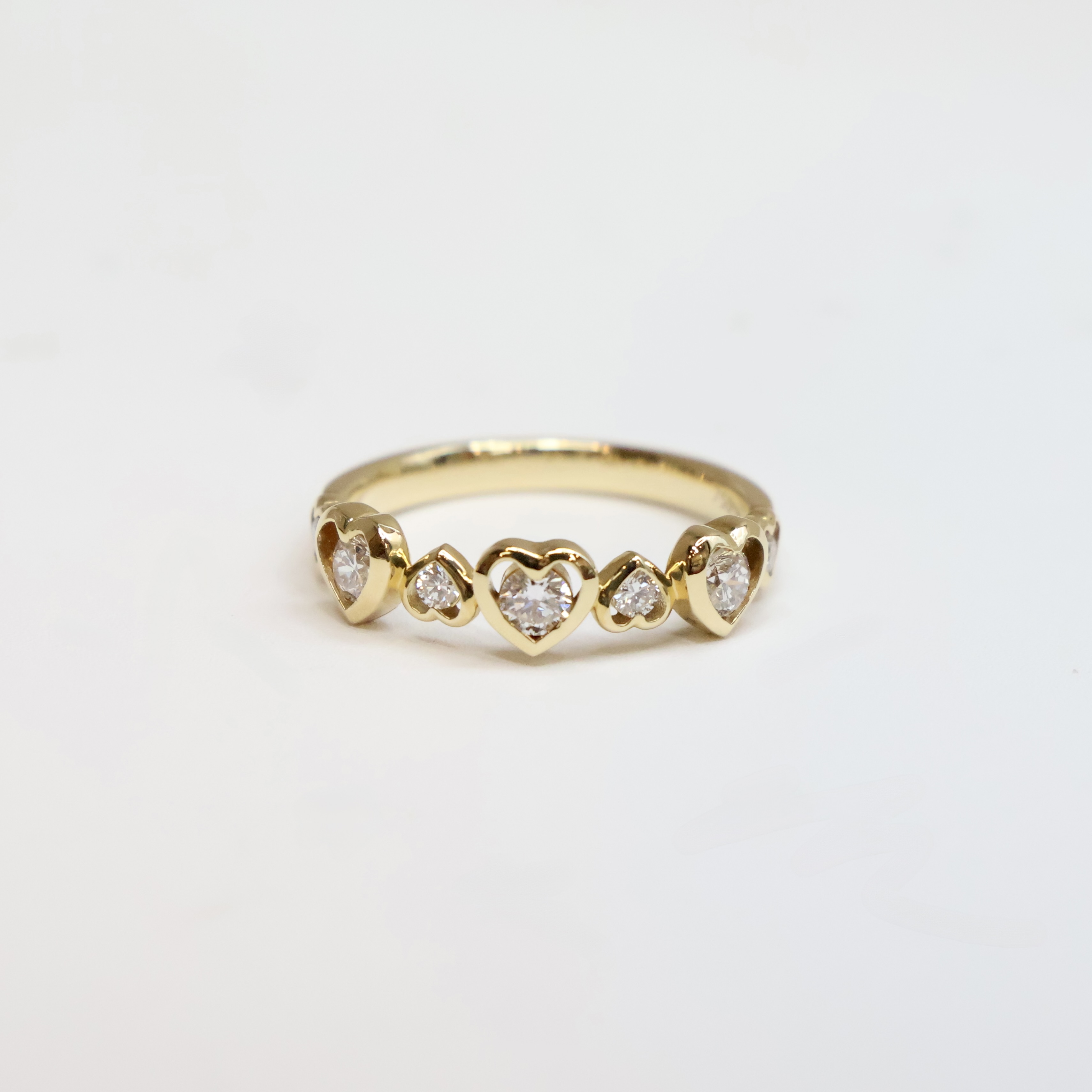 Half Heart Ring (Lab diamond)